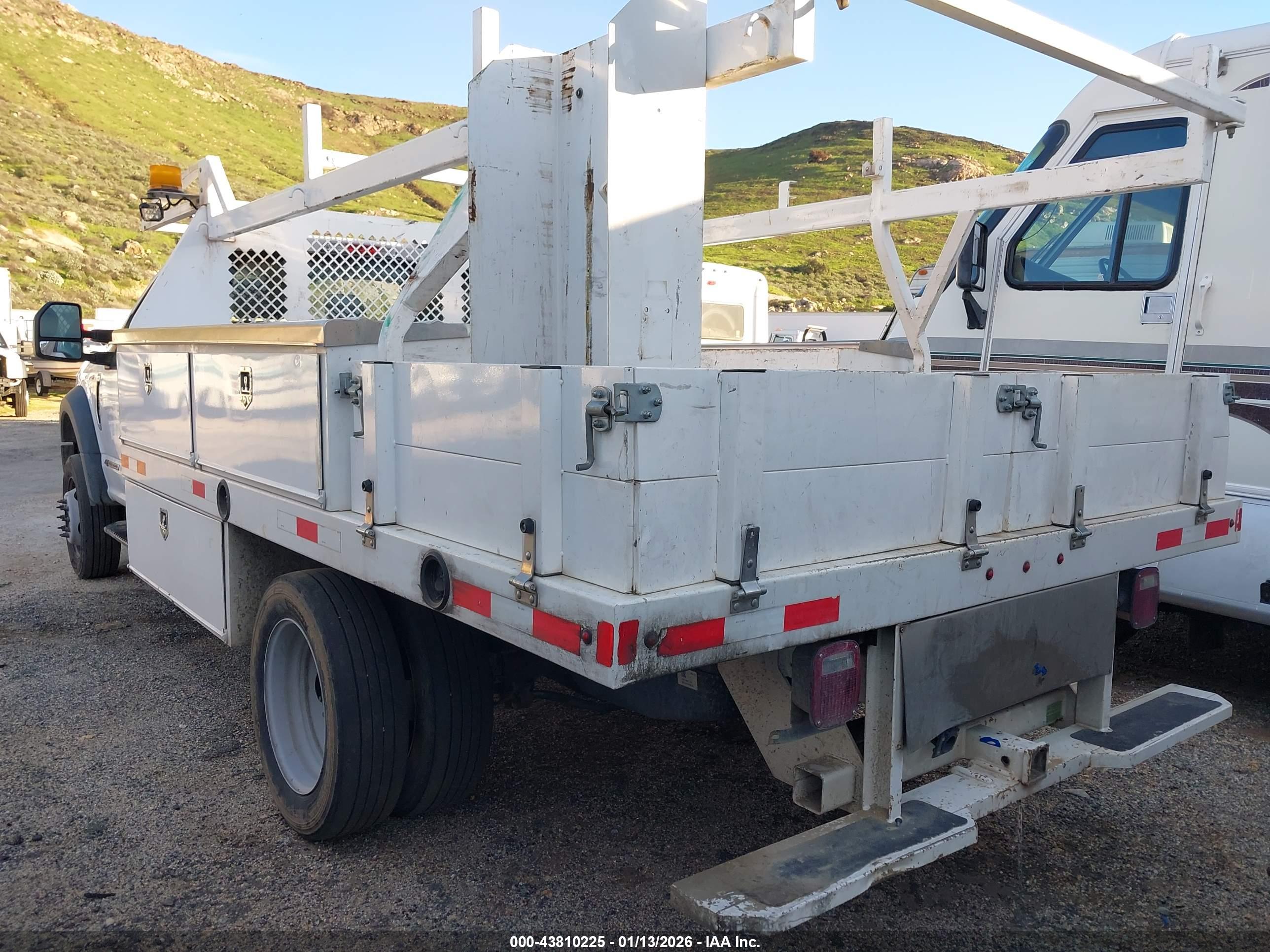 FORD F-450 image 3