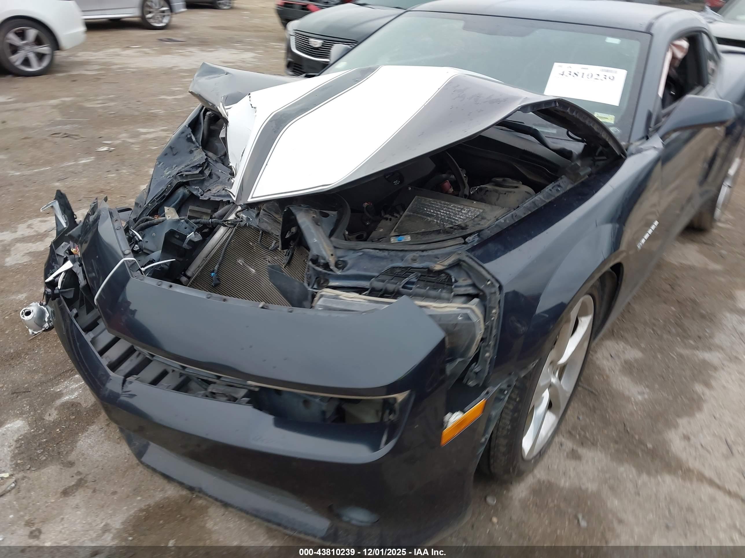 CHEVROLET CAMARO image 6
