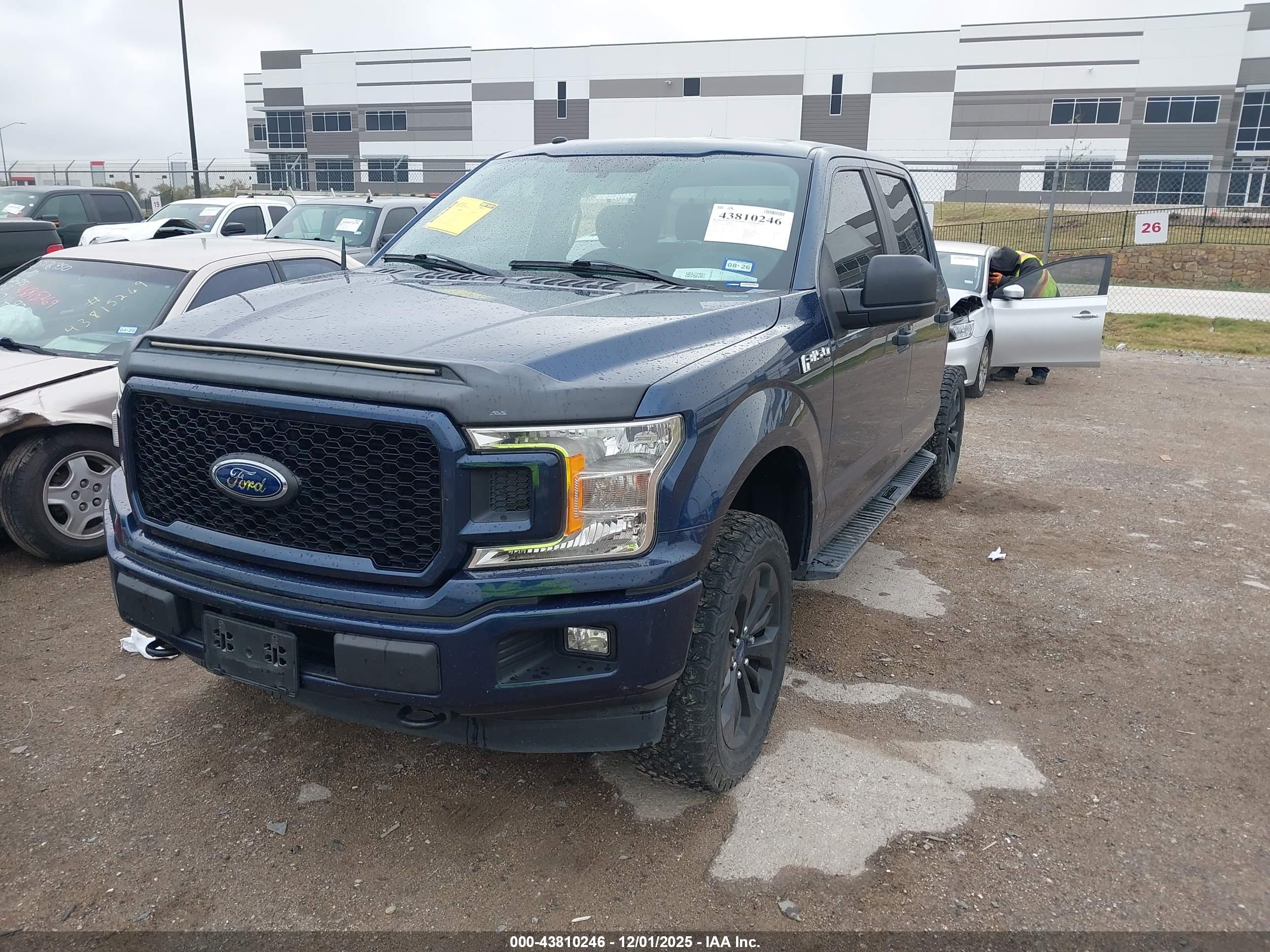 FORD F-150 image 2