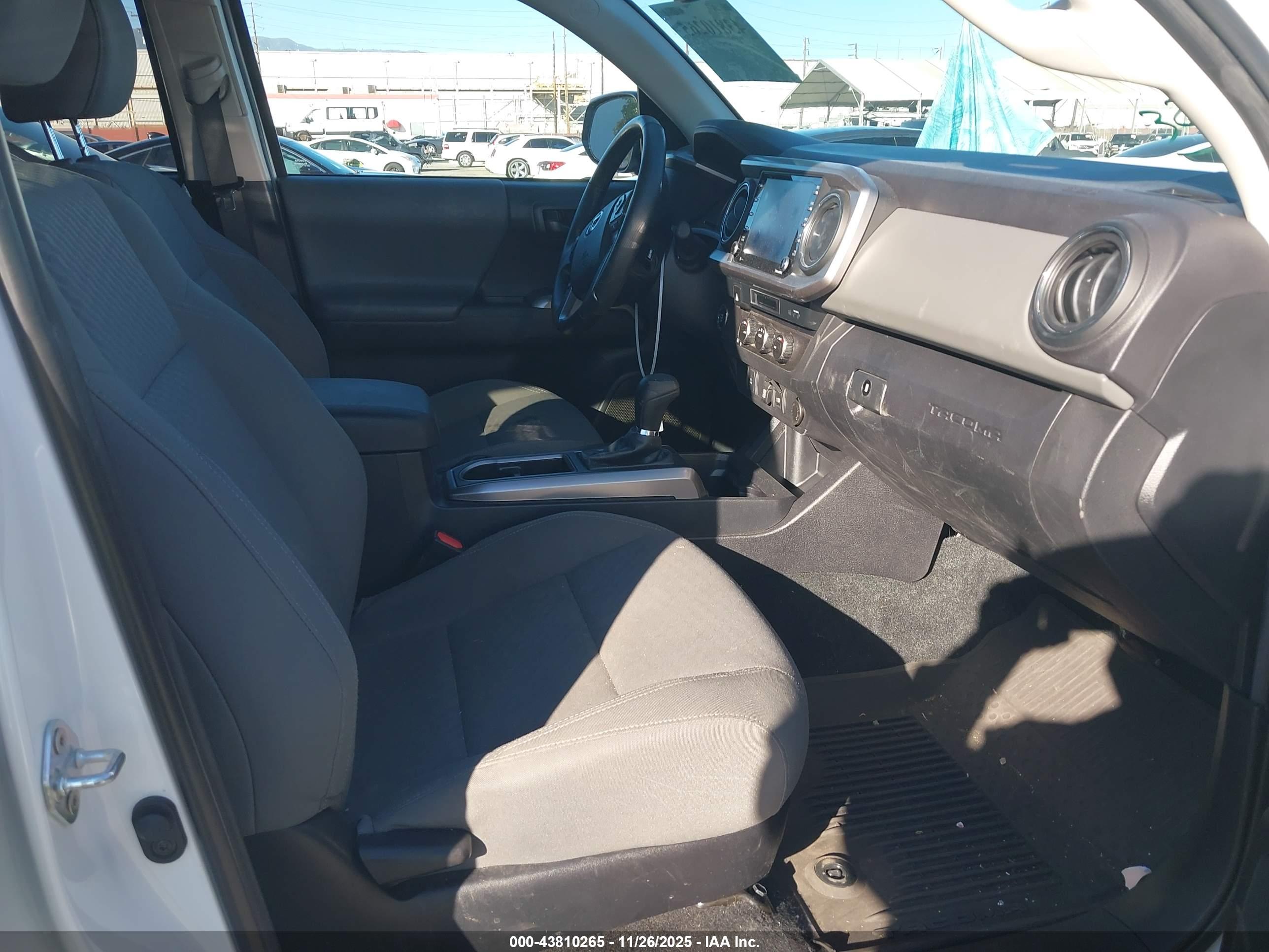 TOYOTA TACOMA image 5