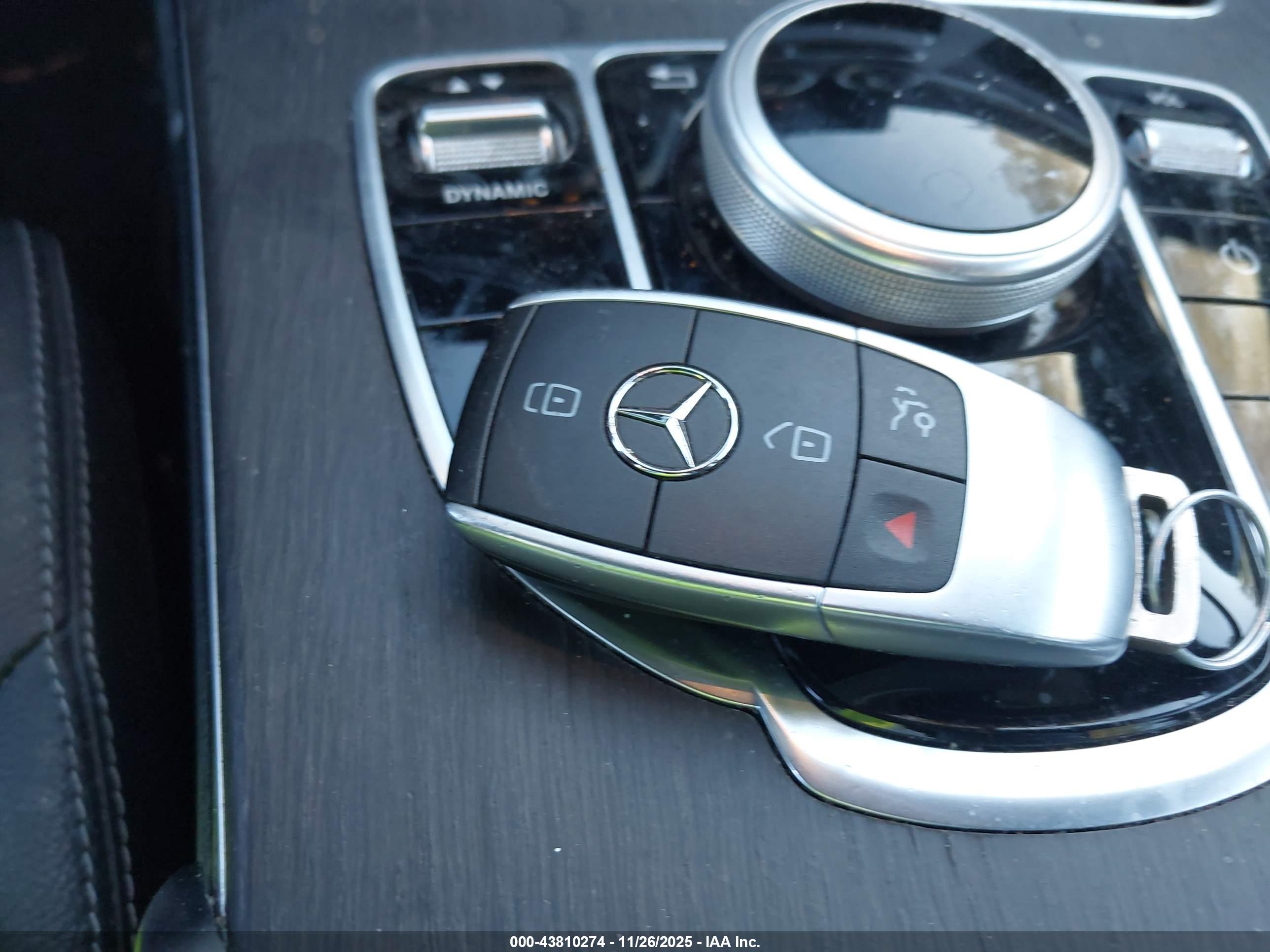 MERCEDES-BENZ C image 11