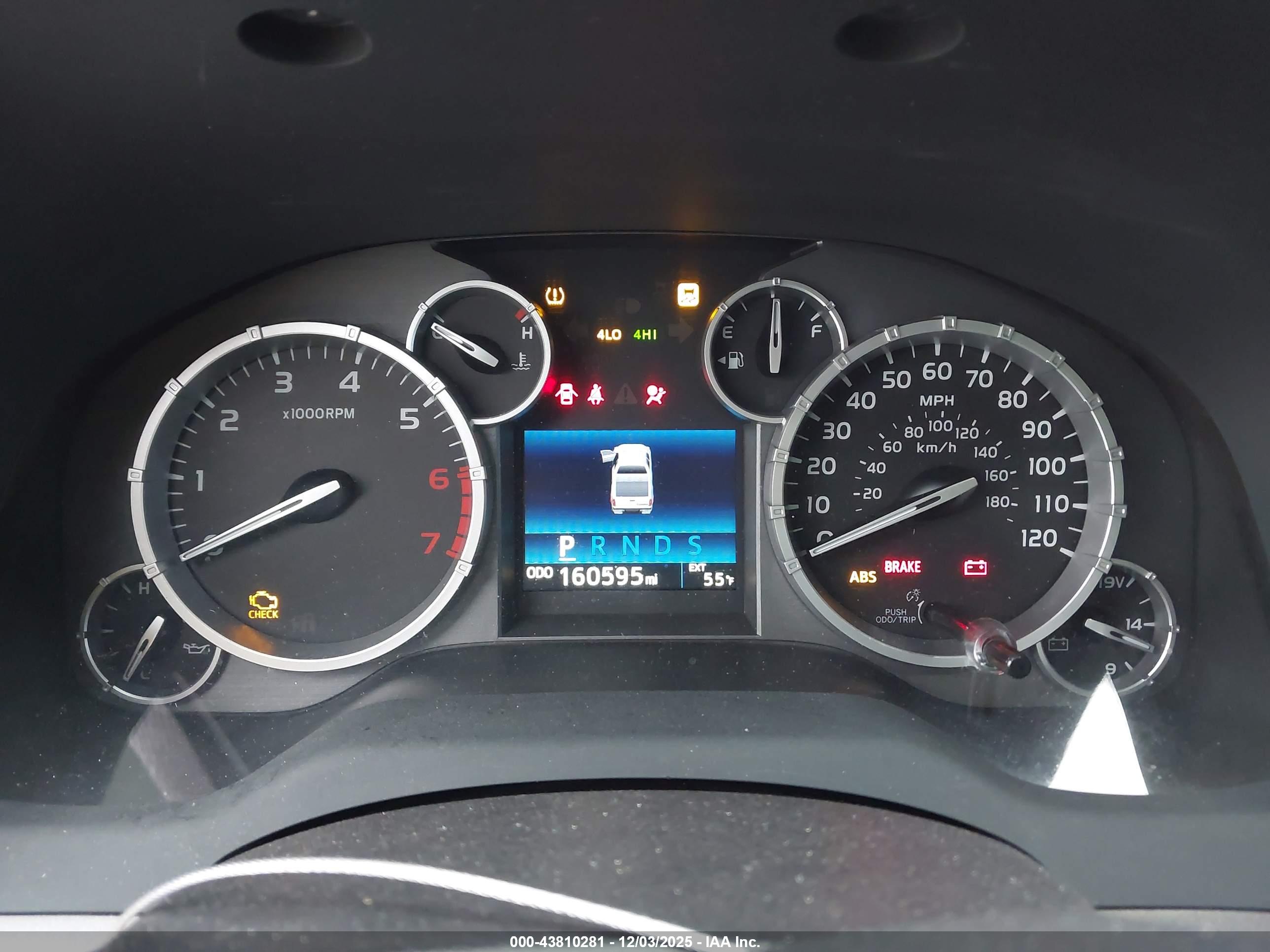 TOYOTA TUNDRA image 7