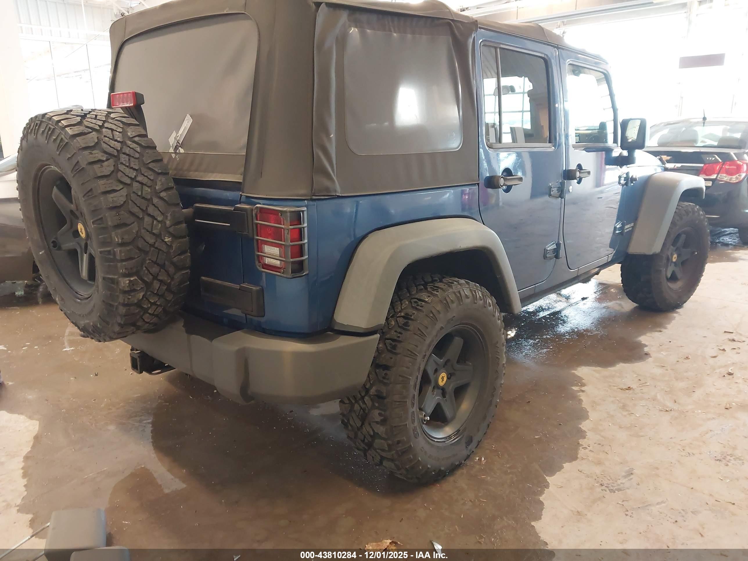 JEEP WRANGLER image 4