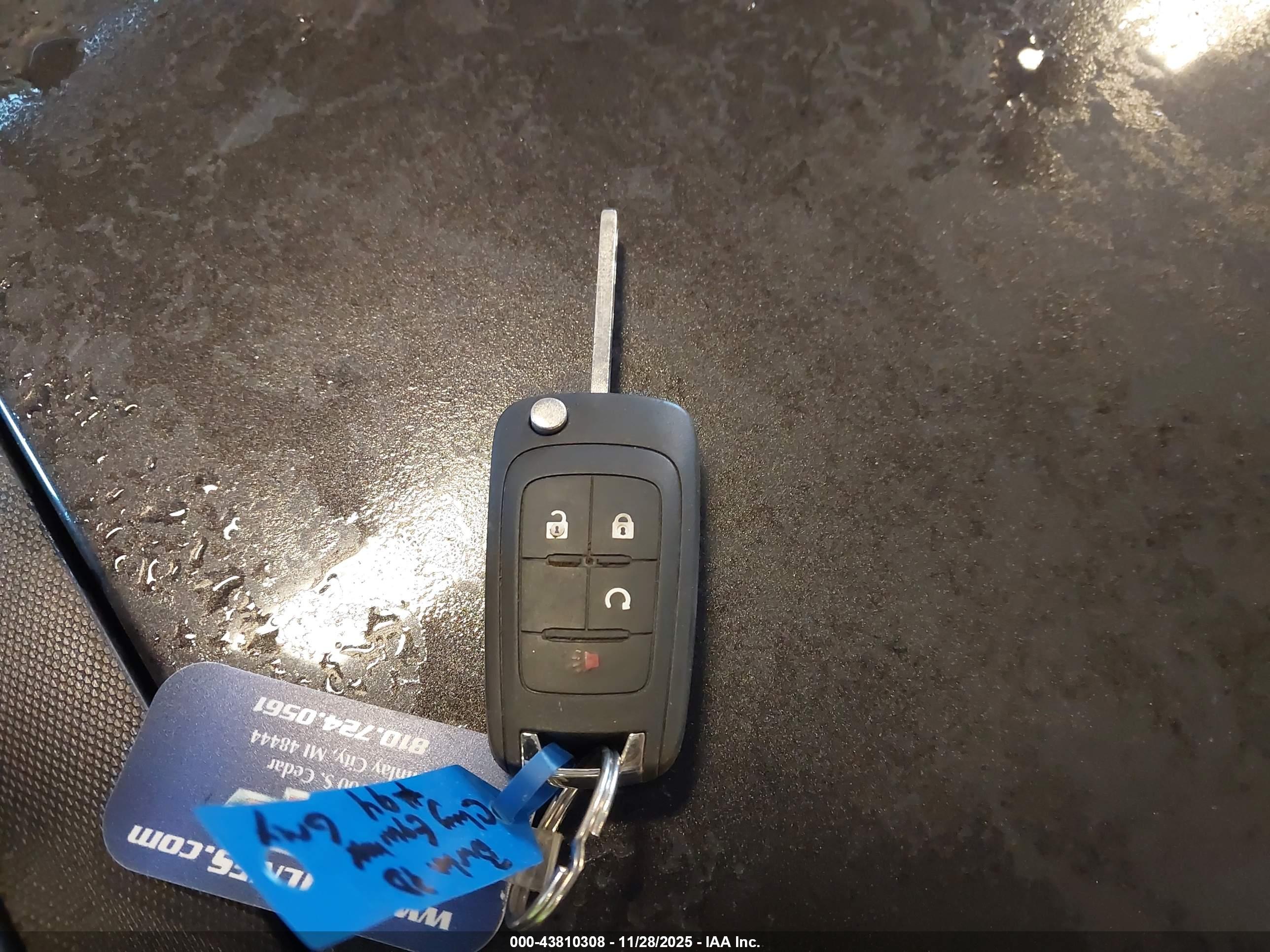 CHEVROLET EQUINOX image 11