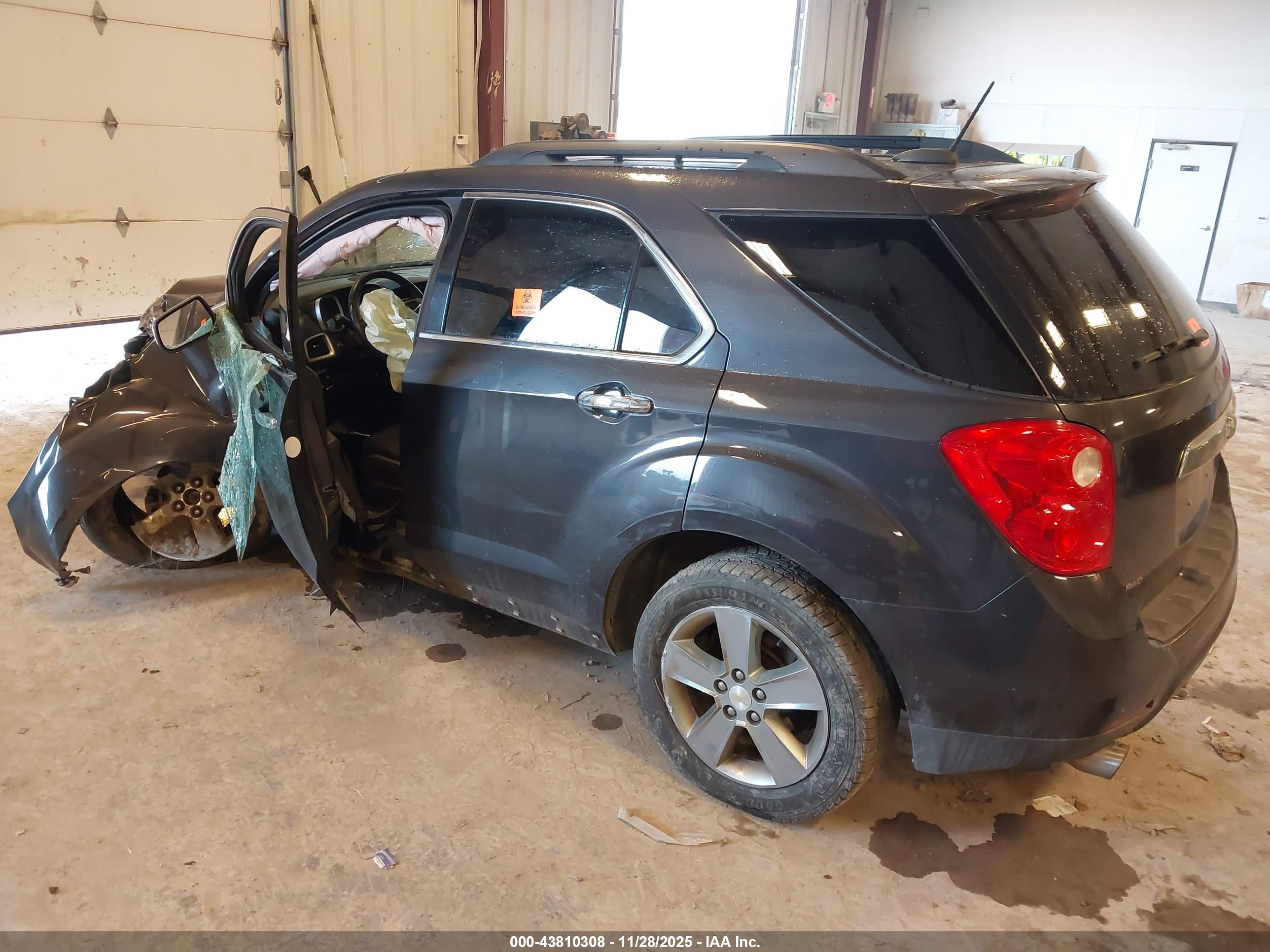 CHEVROLET EQUINOX image 3