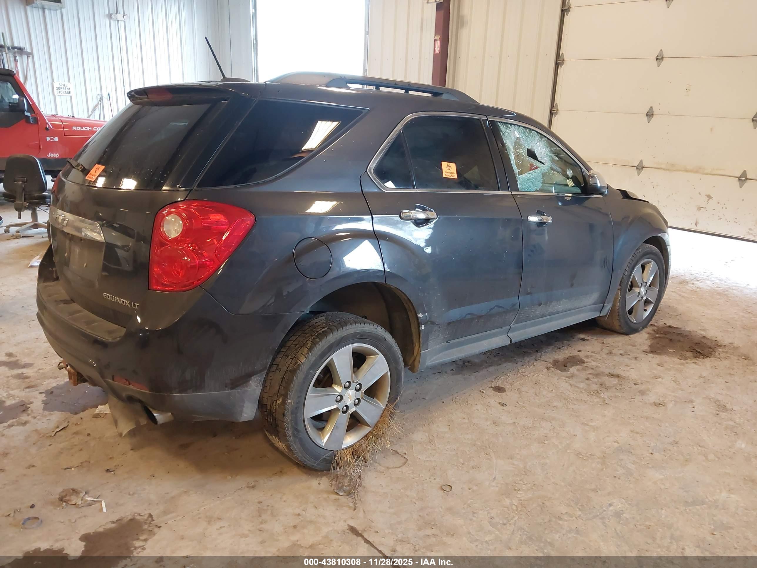 CHEVROLET EQUINOX image 4