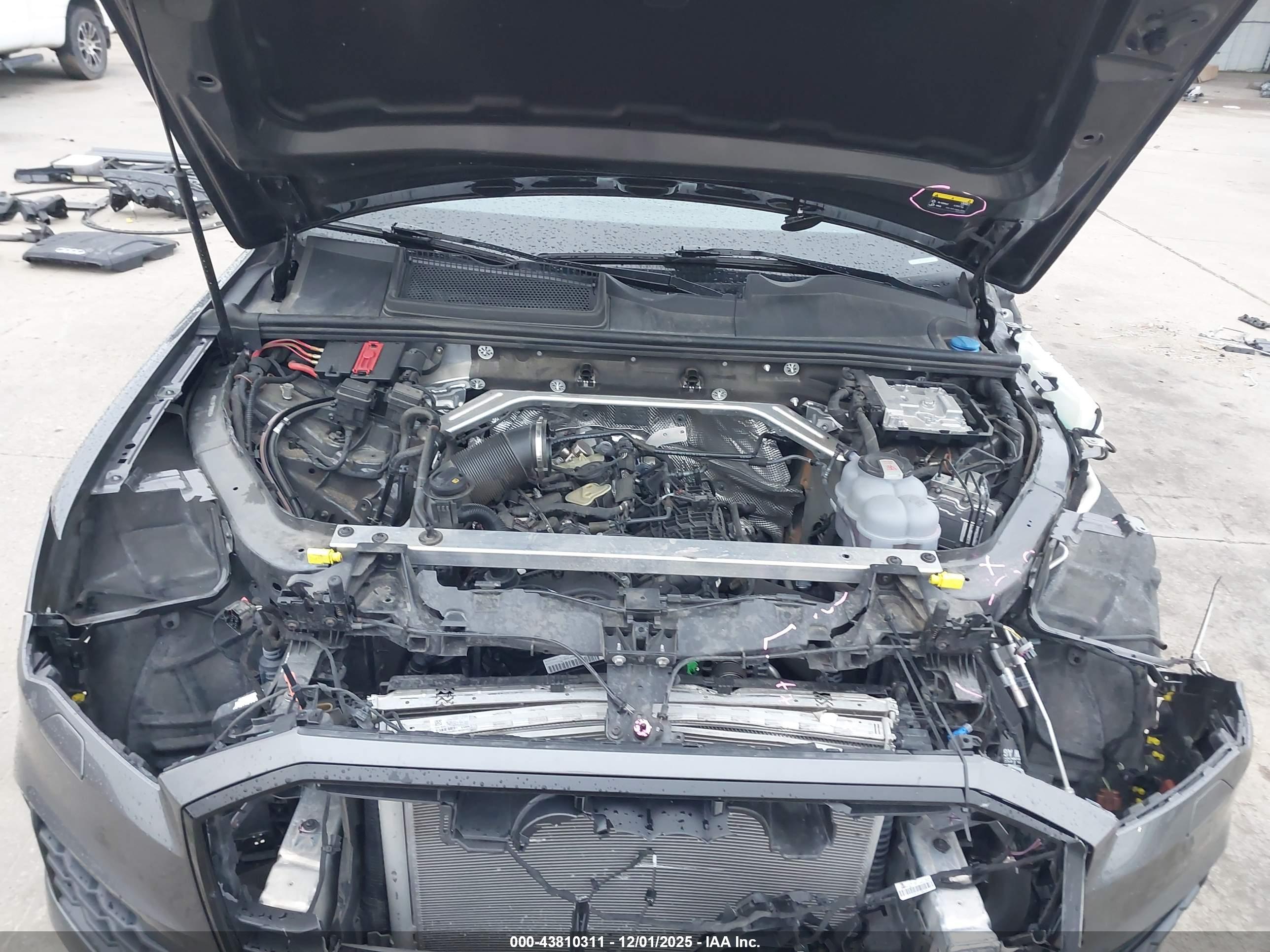 AUDI Q7 image 10