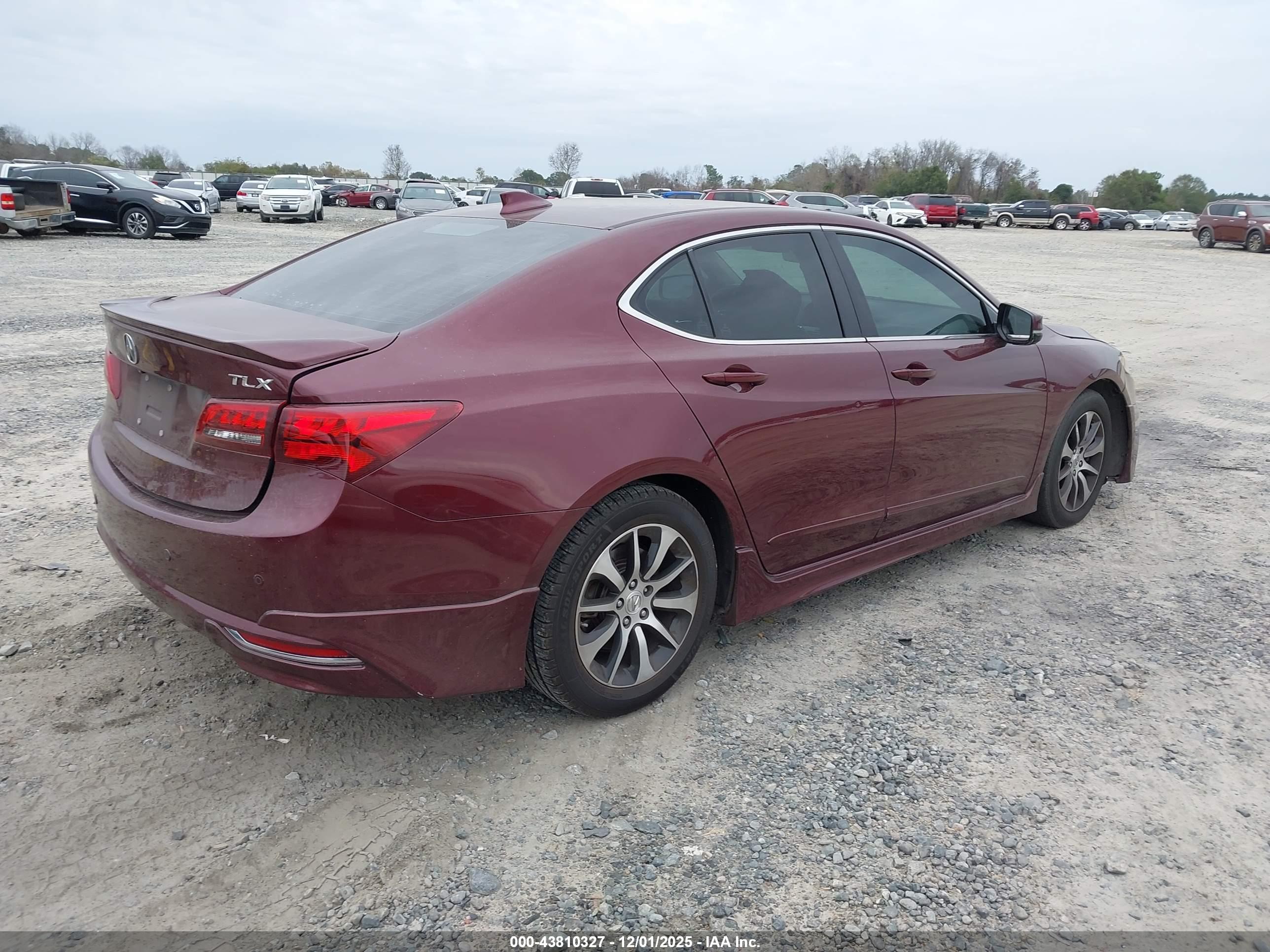 ACURA TLX image 4