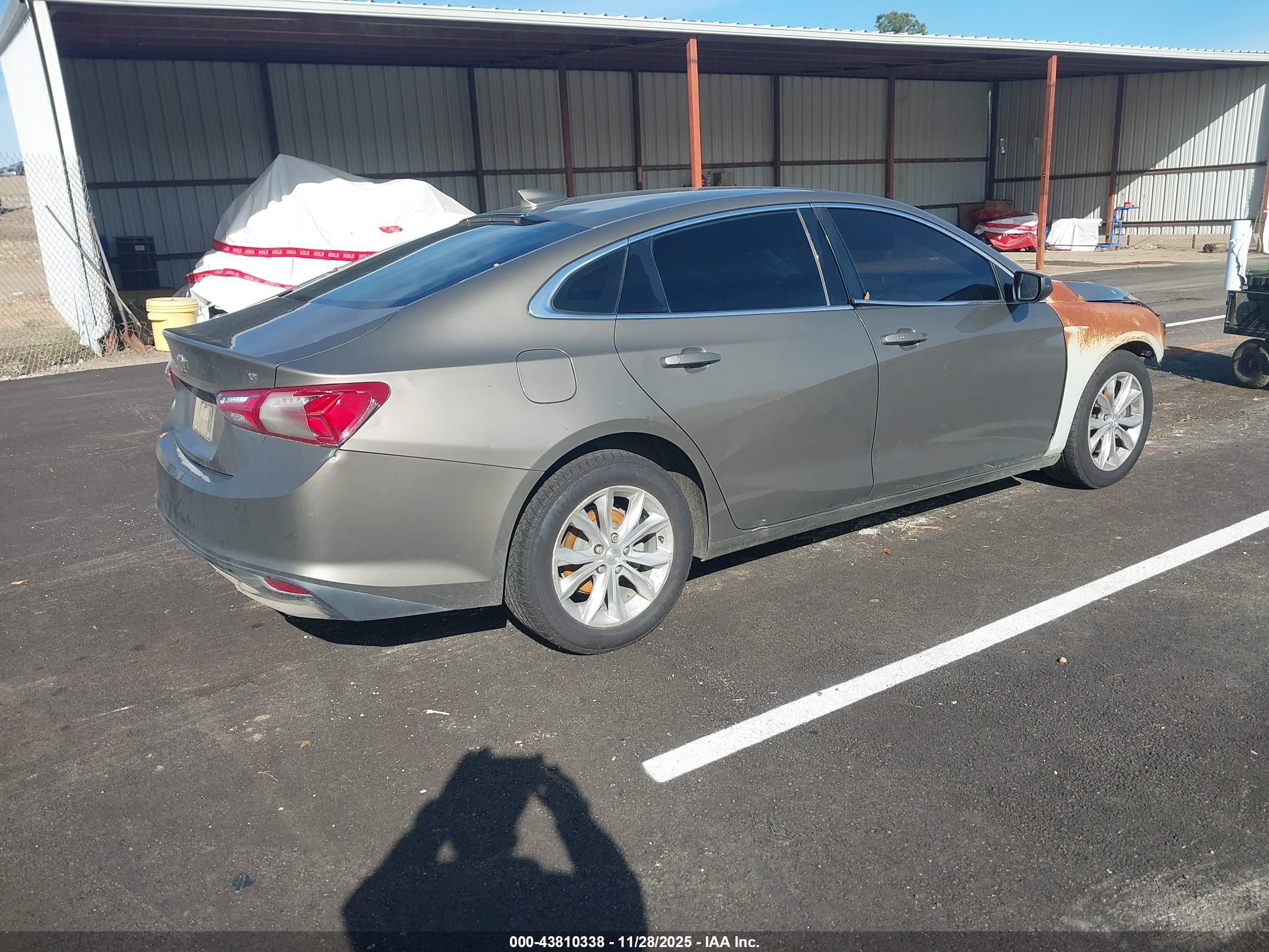 CHEVROLET MALIBU image 4