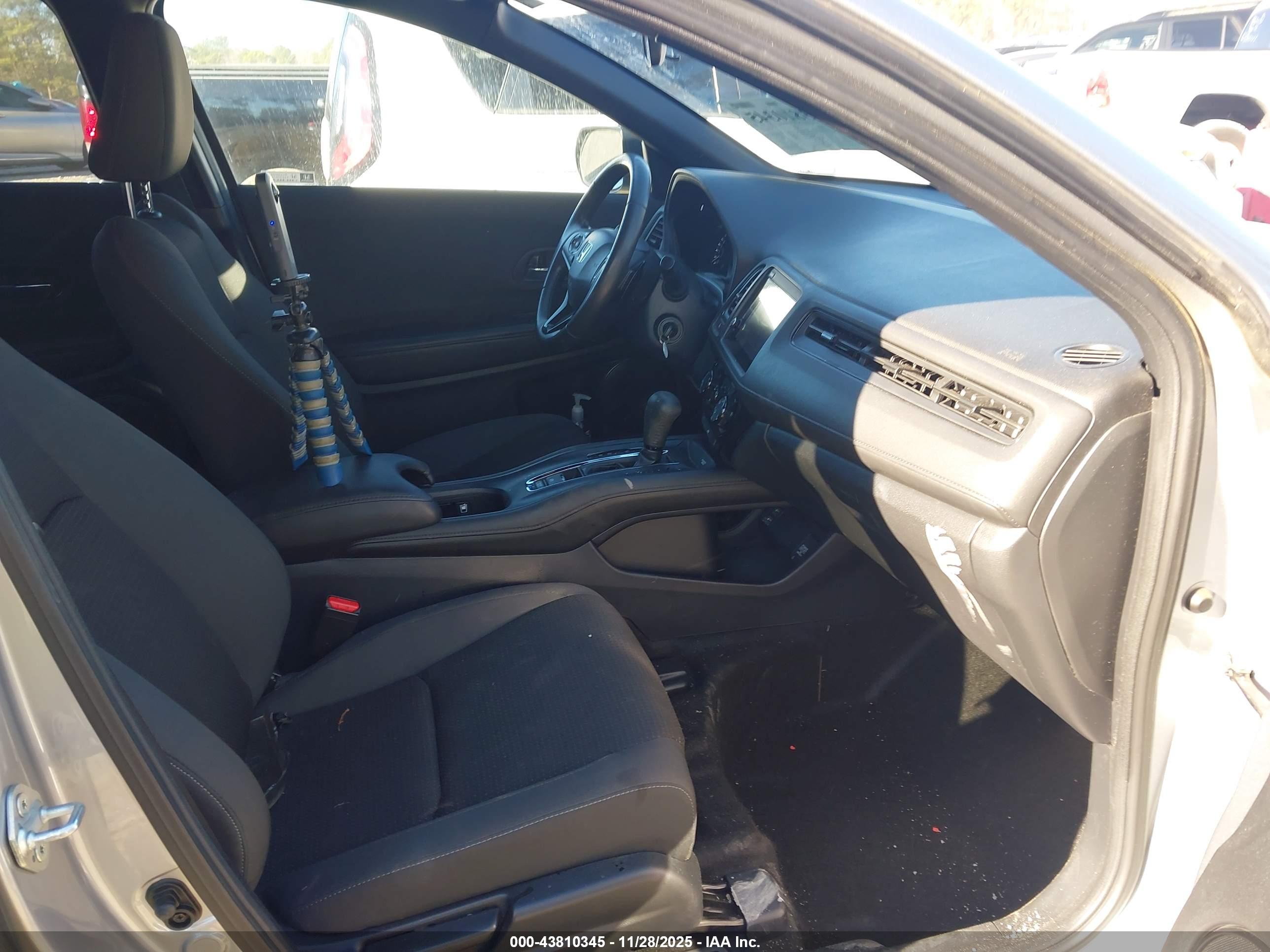 HONDA HR-V image 5