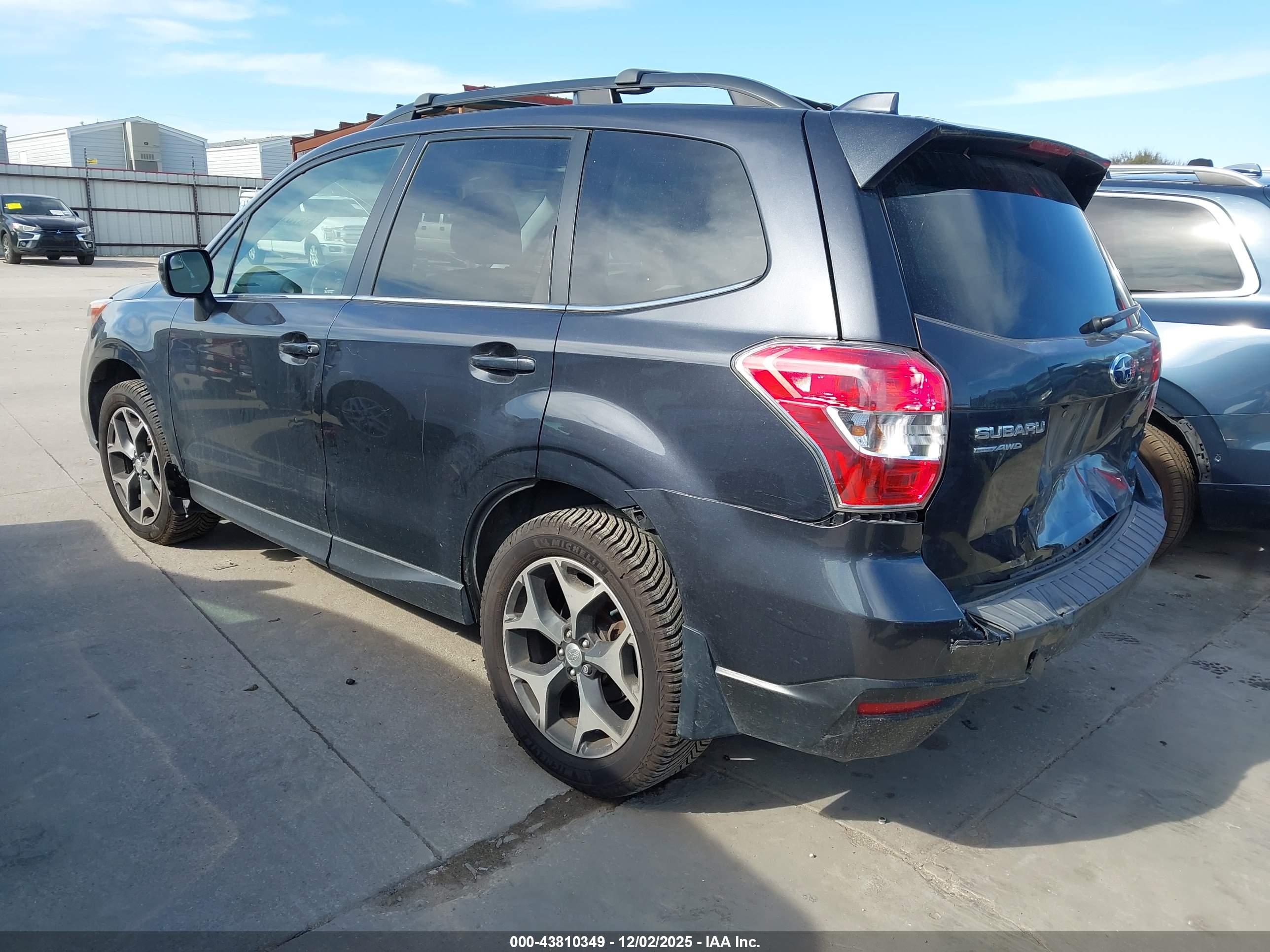 SUBARU FORESTER image 3