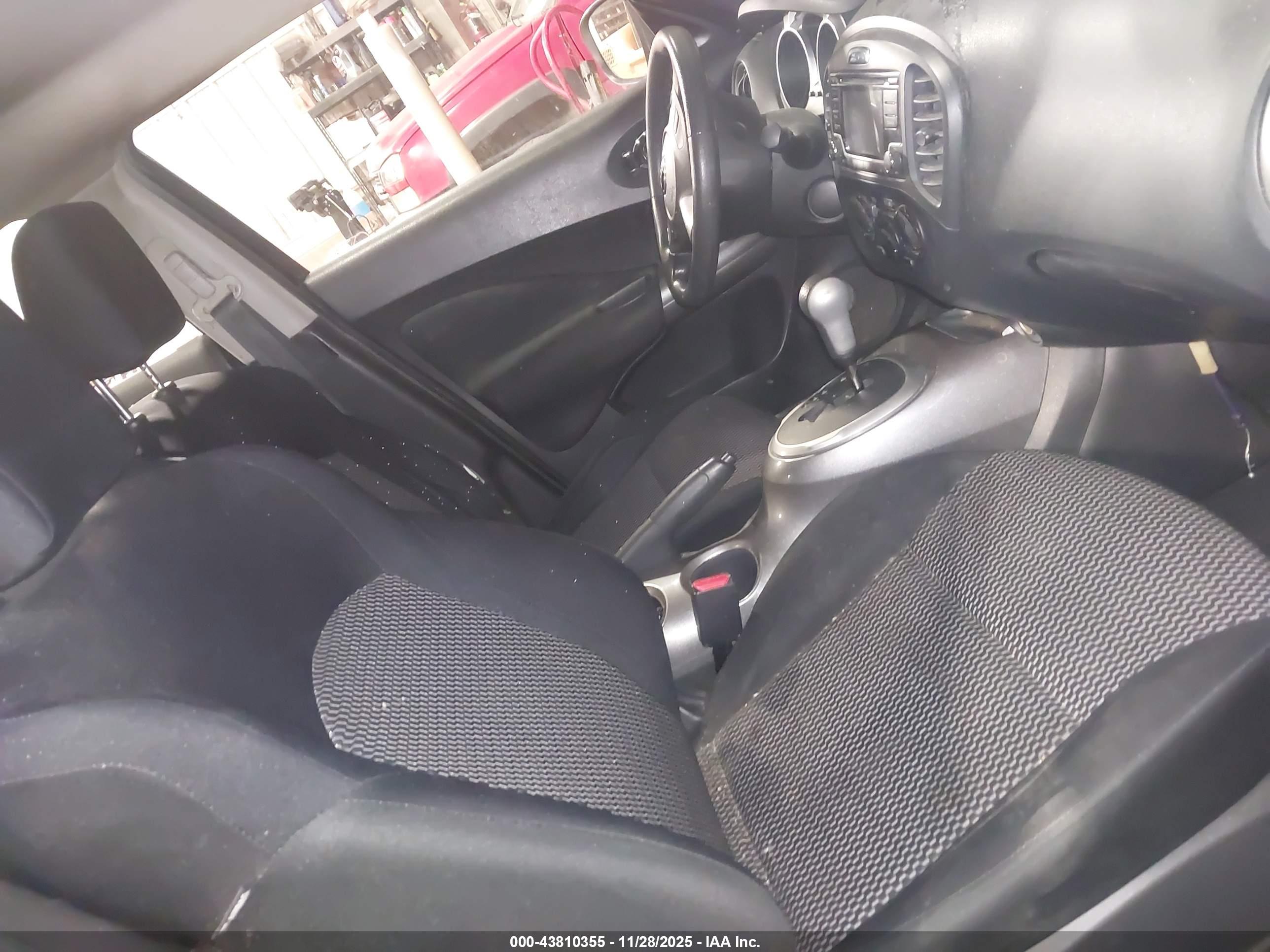 NISSAN JUKE image 5
