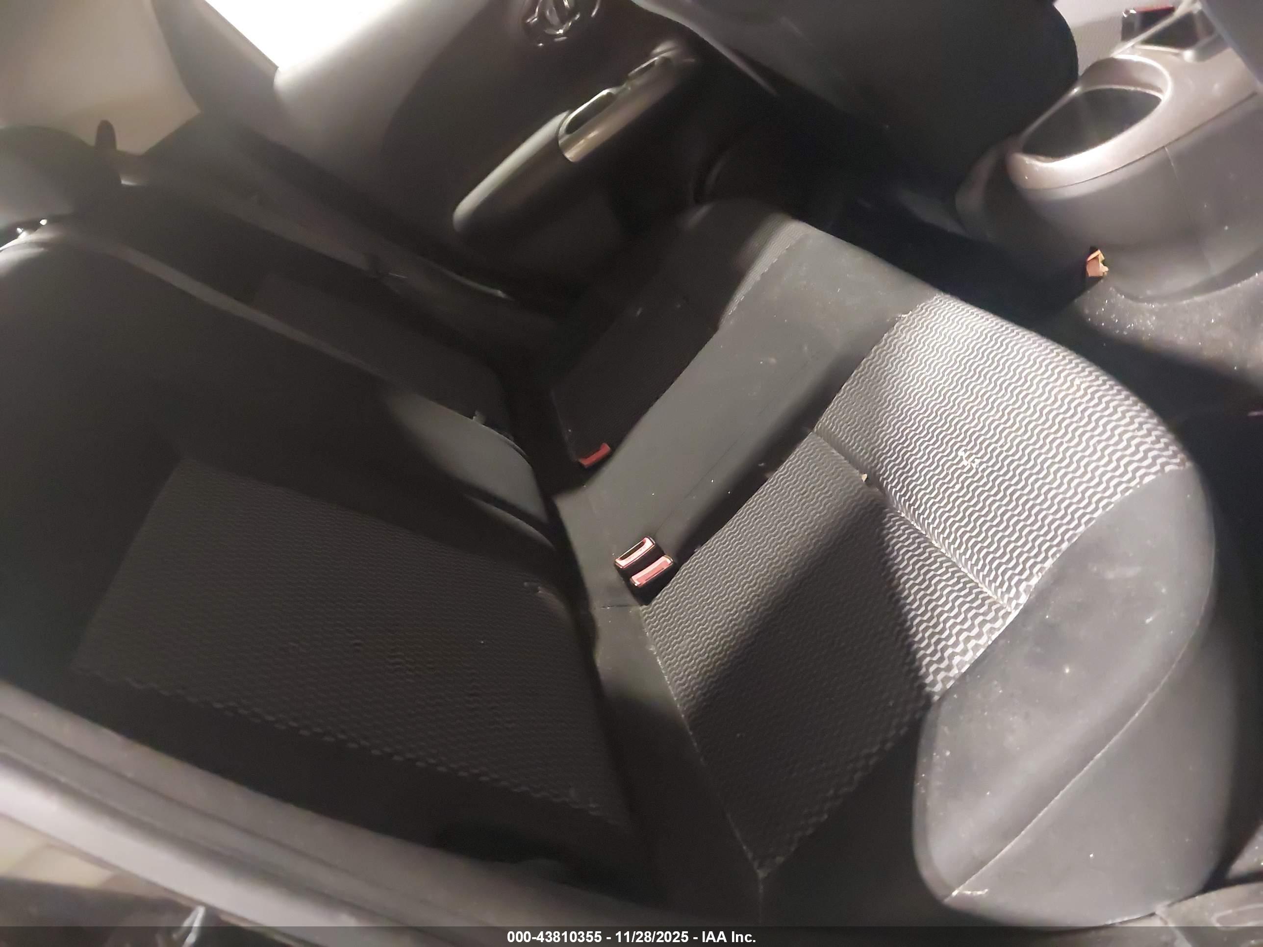 NISSAN JUKE image 8