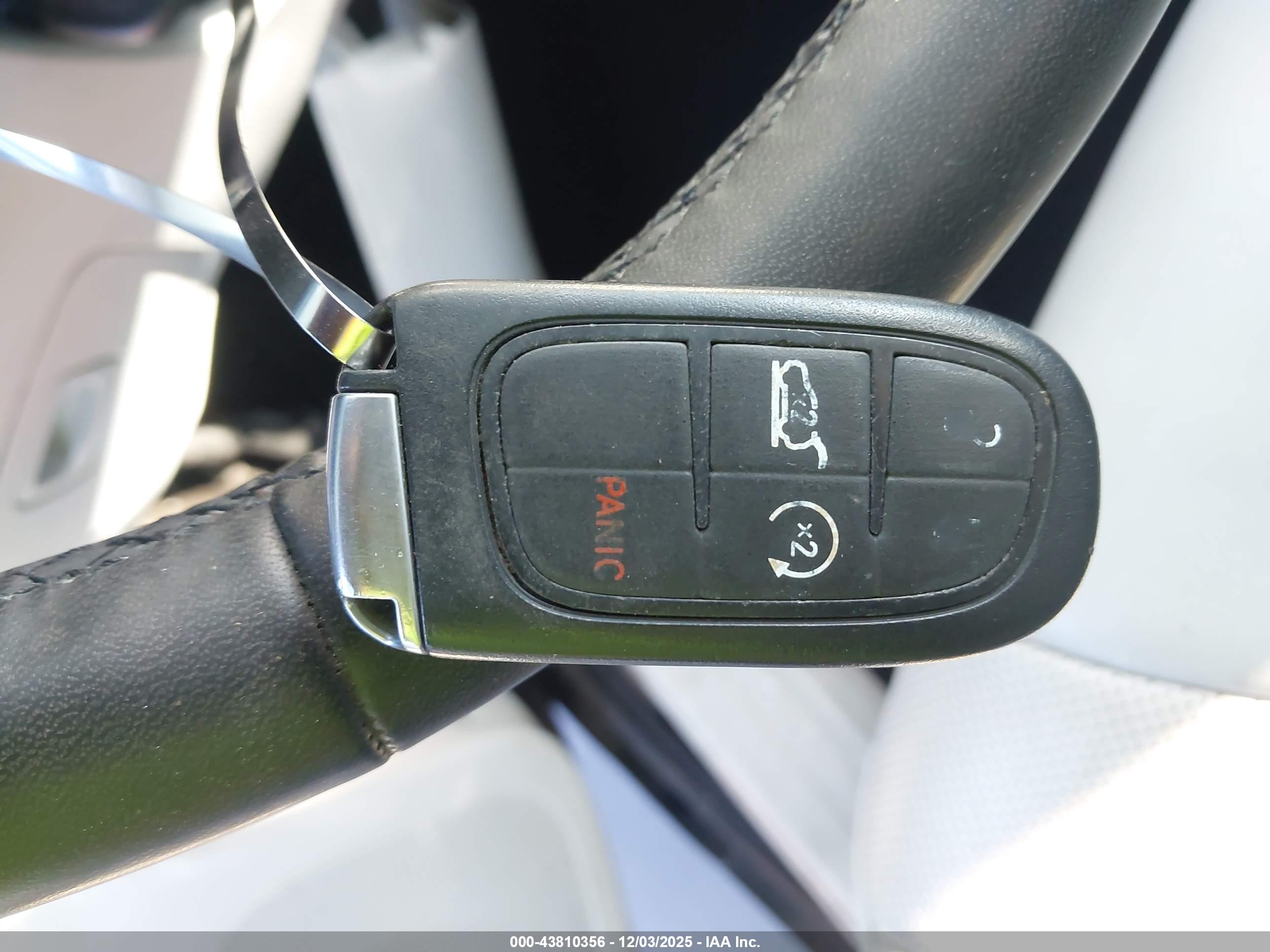JEEP CHEROKEE image 11
