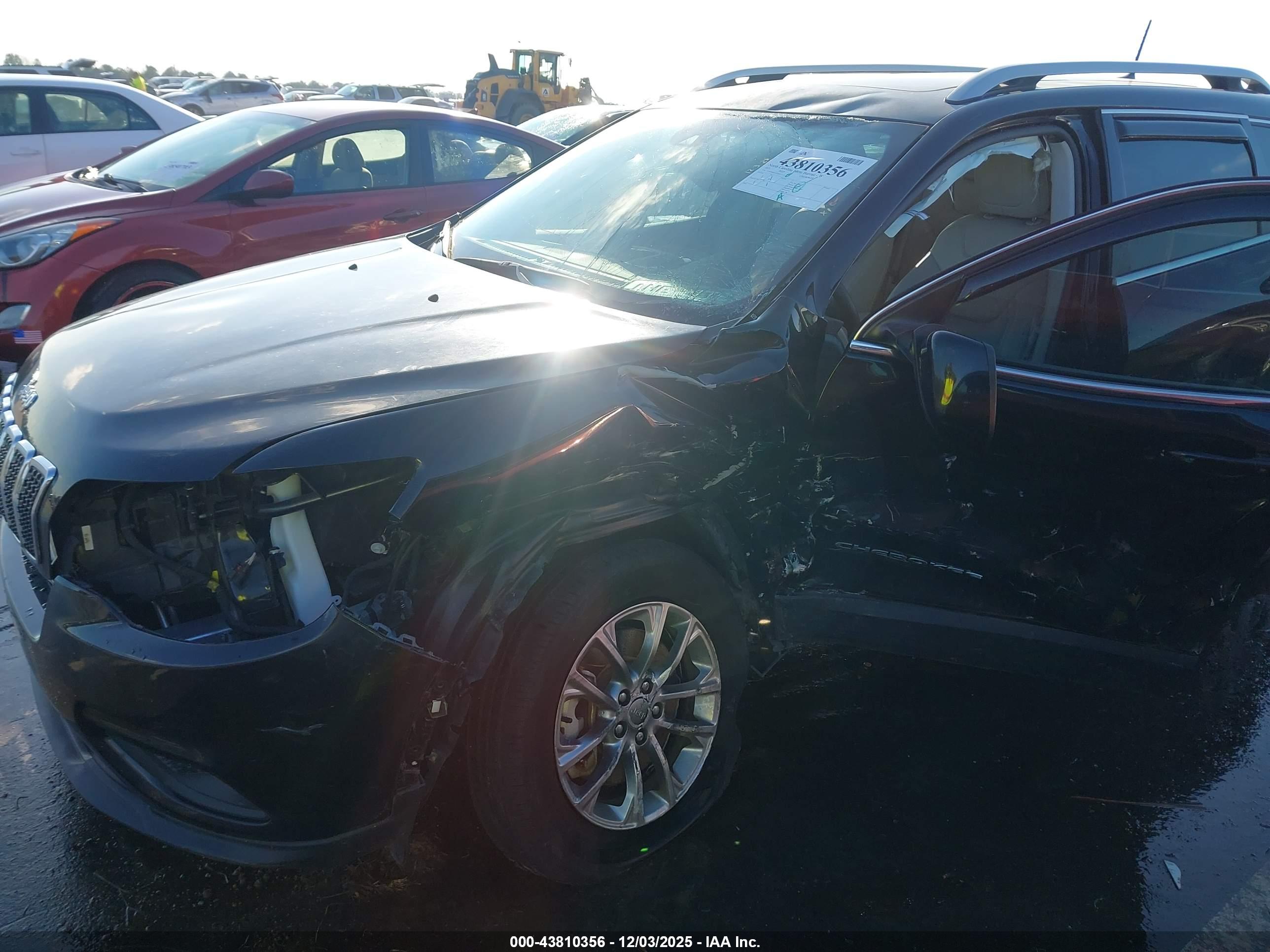JEEP CHEROKEE image 6