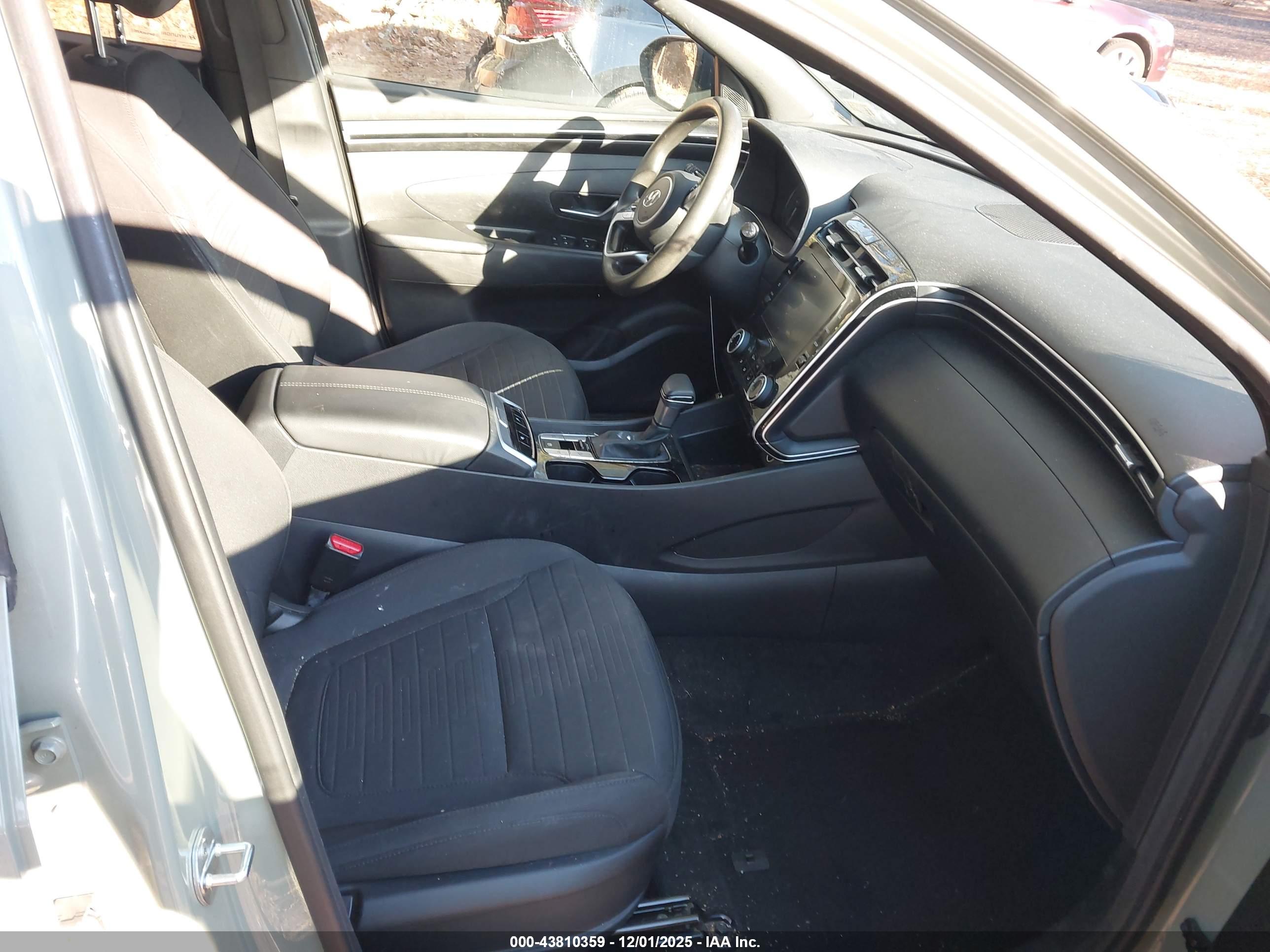 HYUNDAI SANTA image 5