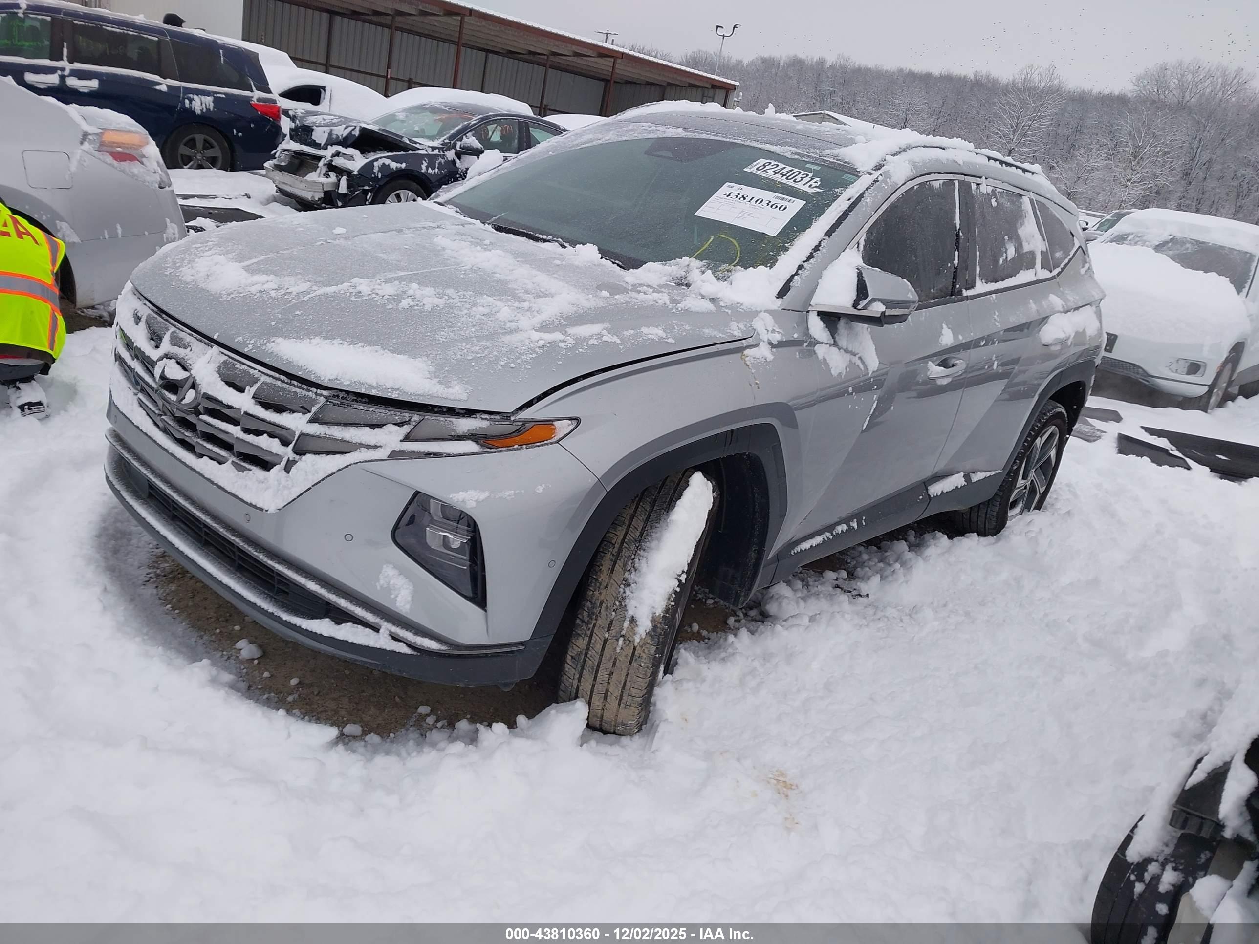 HYUNDAI TUCSON image 2