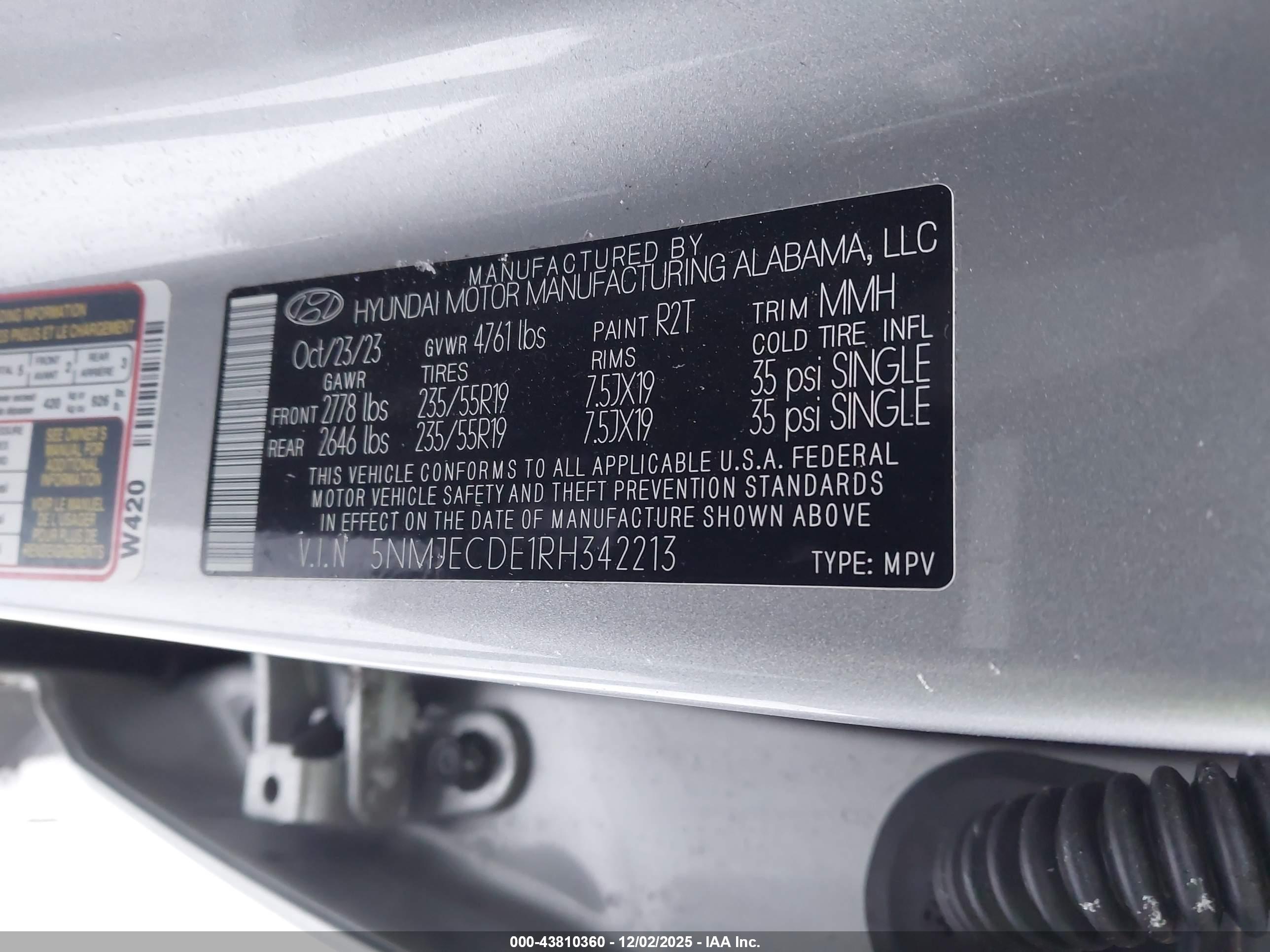 HYUNDAI TUCSON image 9