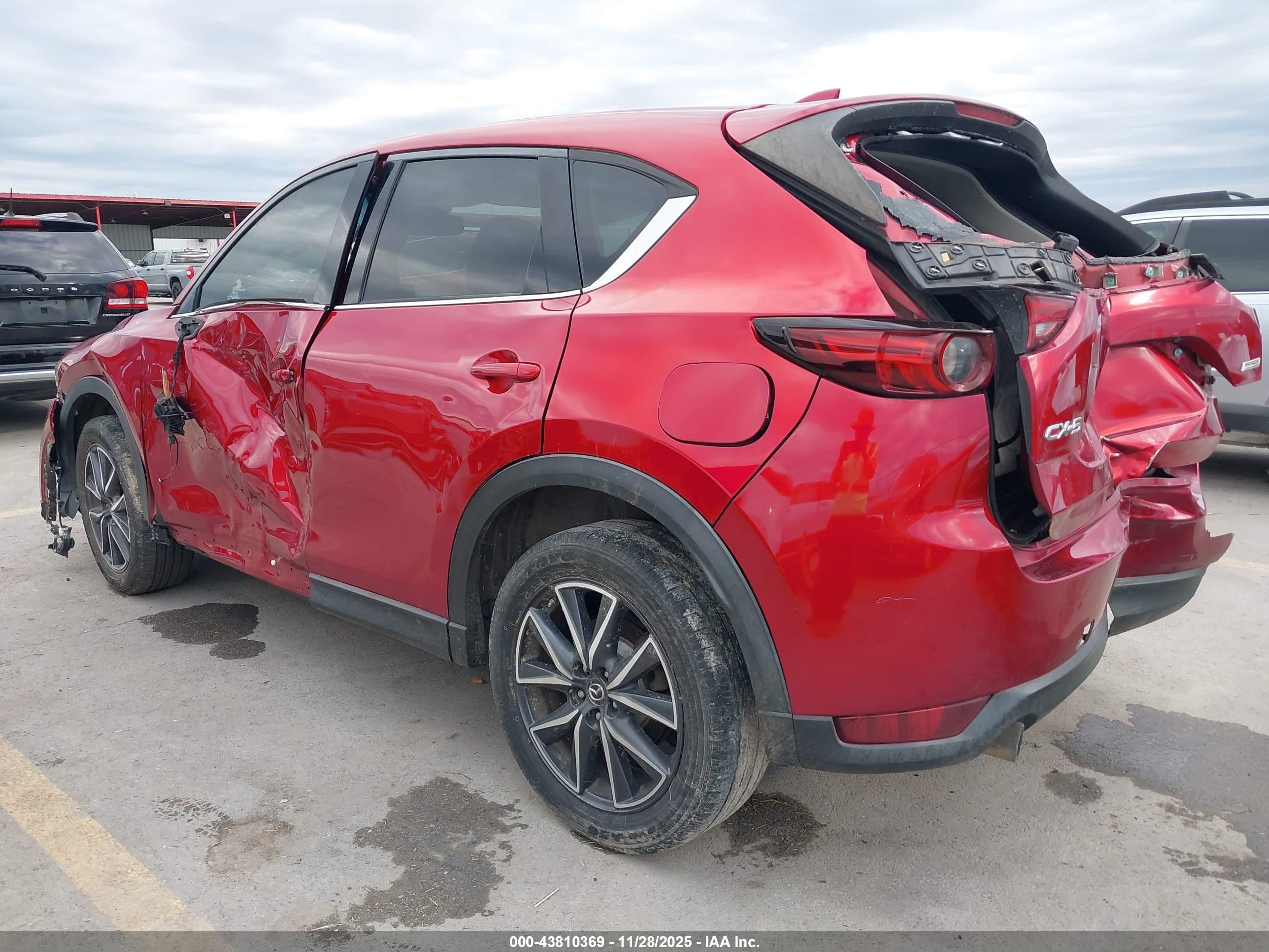 MAZDA CX-5 image 3