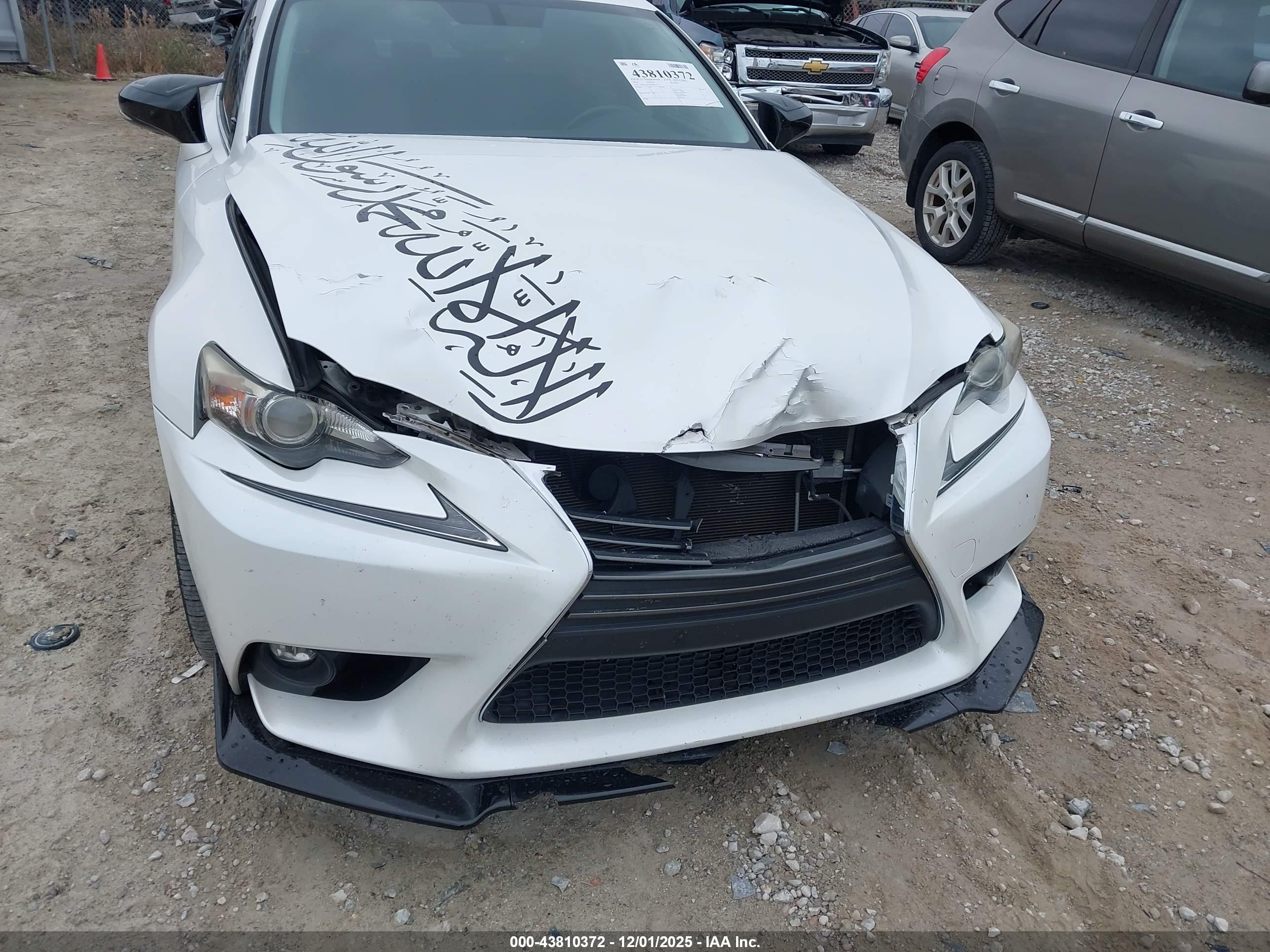 LEXUS IS image 6