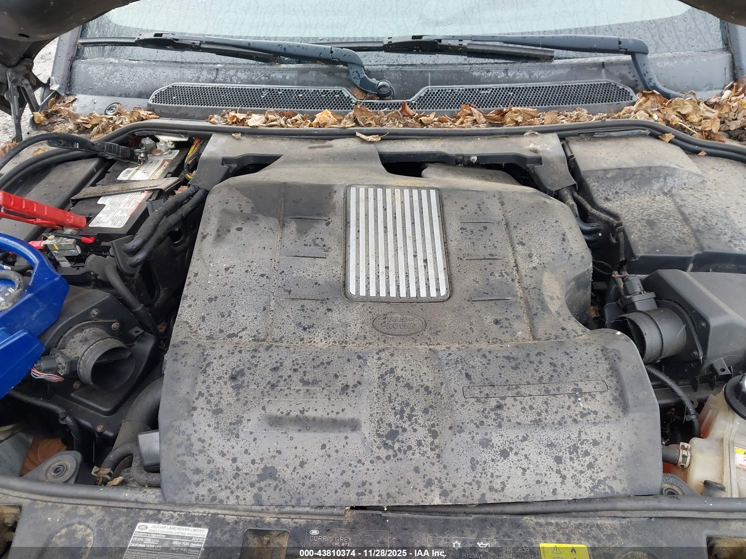 LAND ROVER image 10