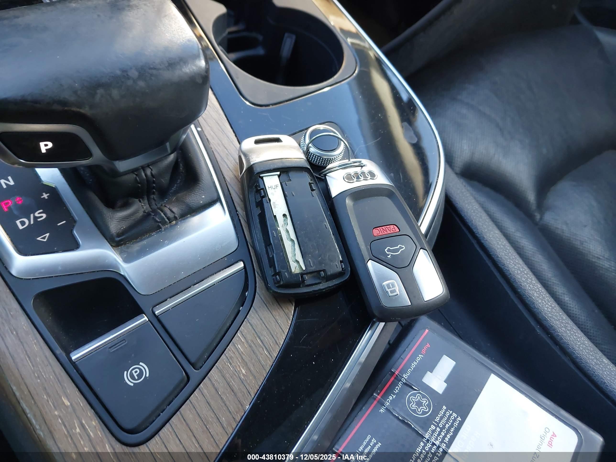 AUDI Q7 image 11