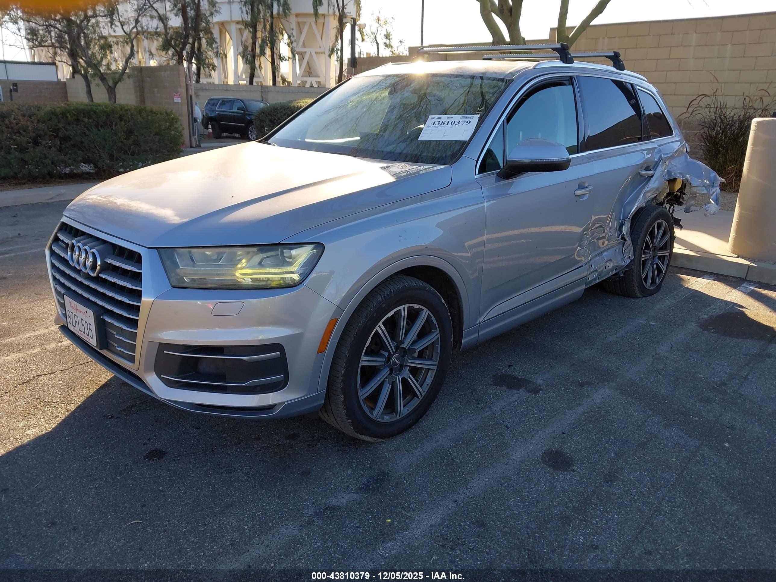 AUDI Q7 image 2