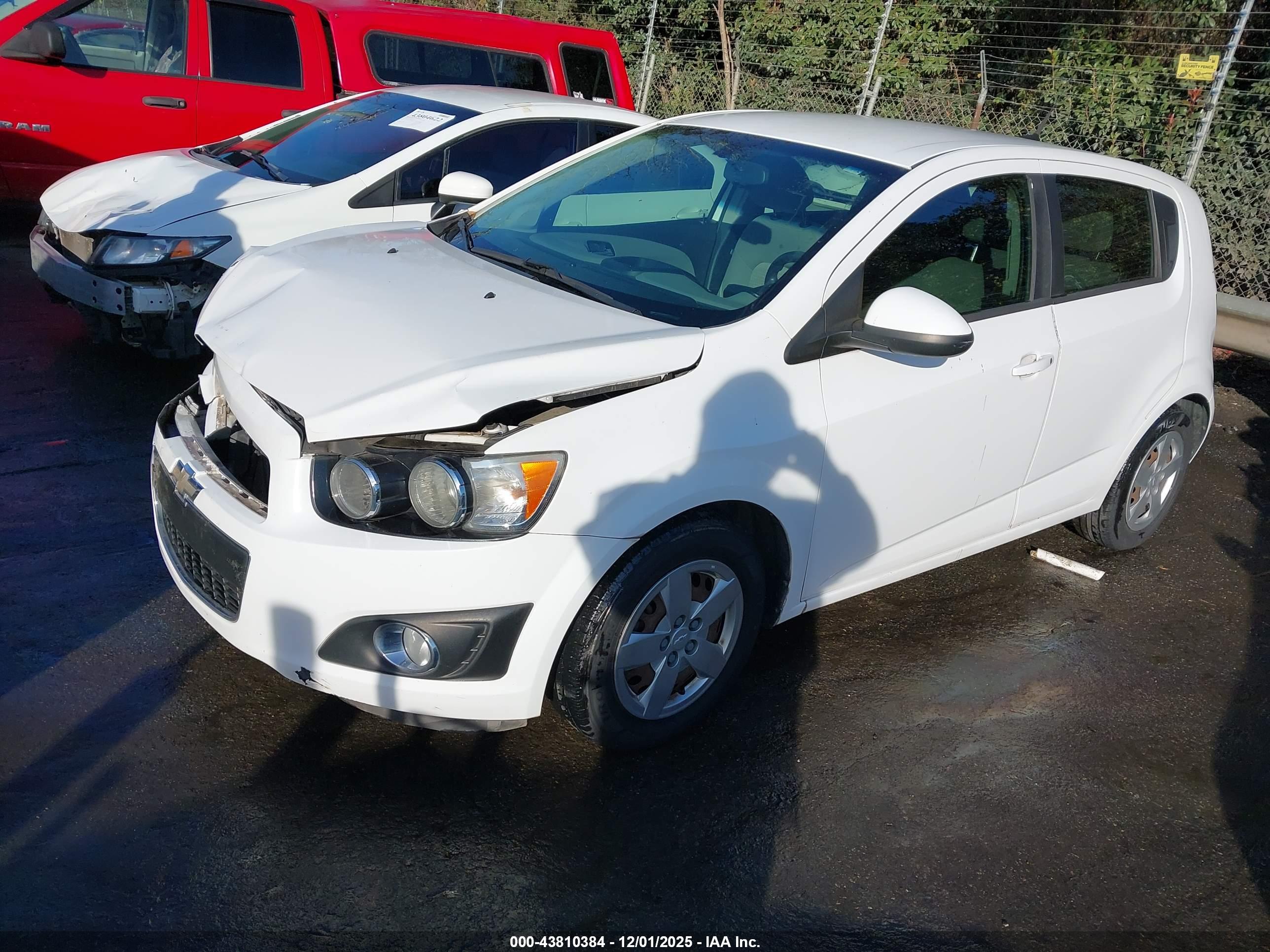 CHEVROLET SONIC image 2