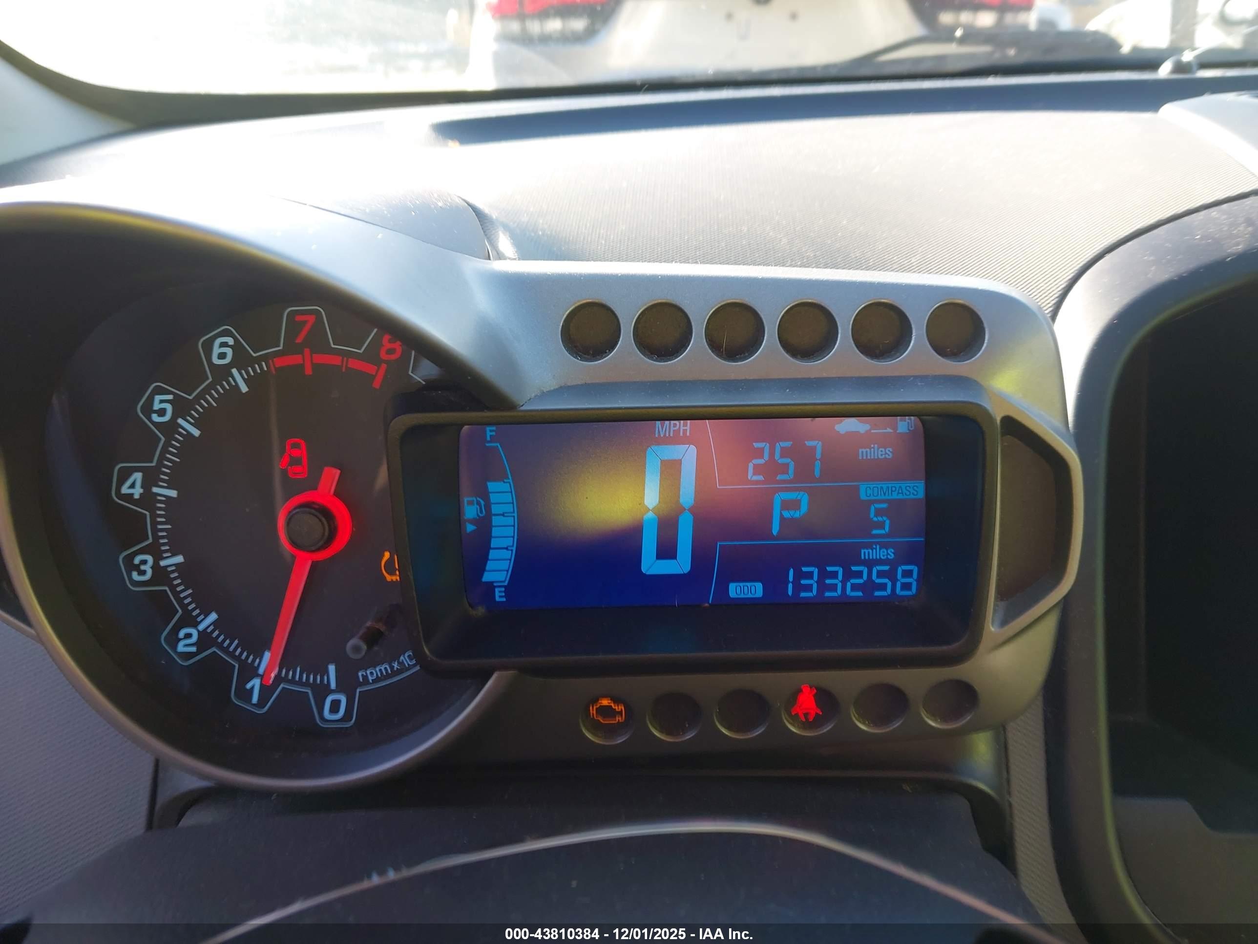 CHEVROLET SONIC image 7