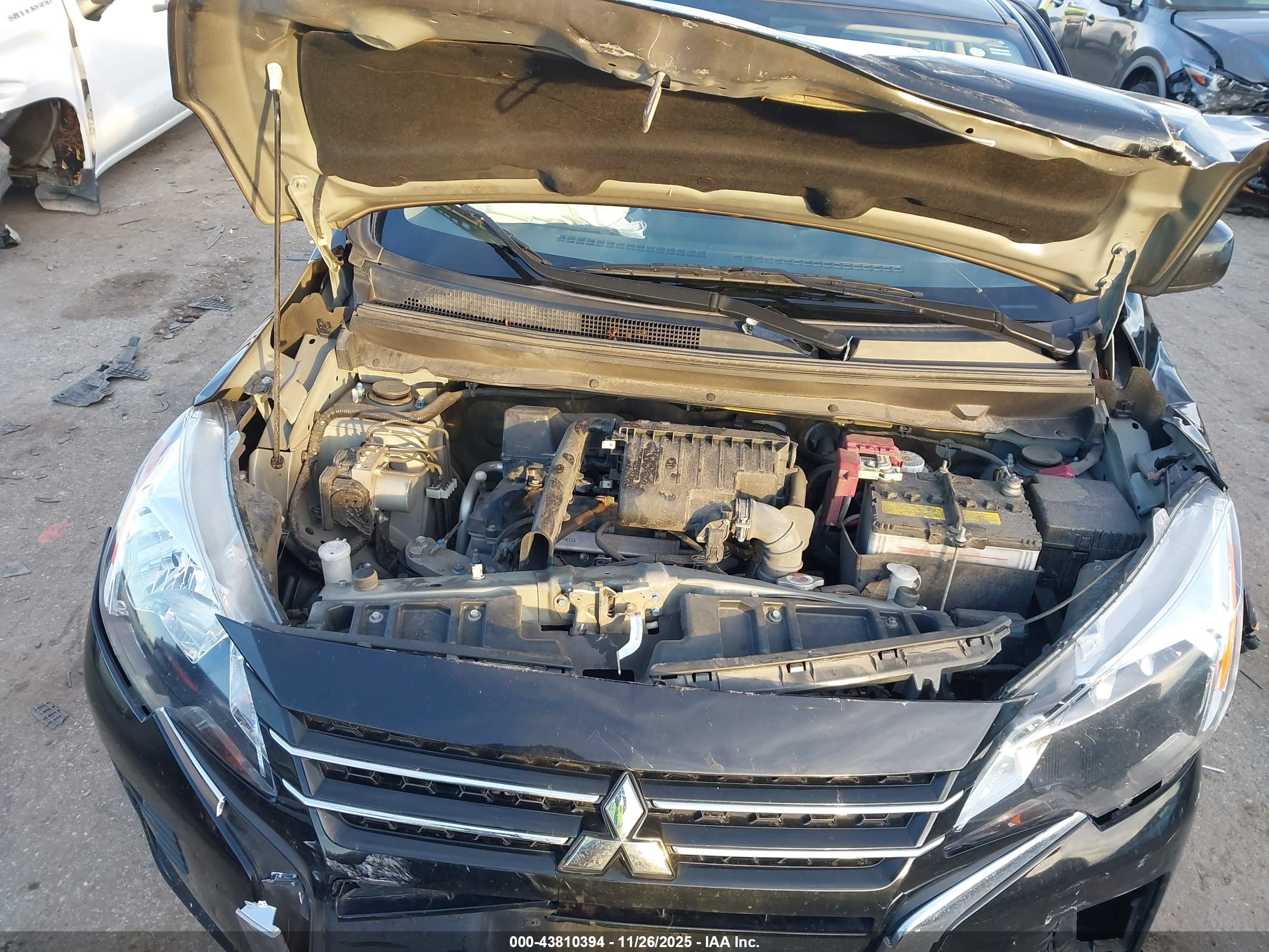 MITSUBISHI MIRAGE image 10