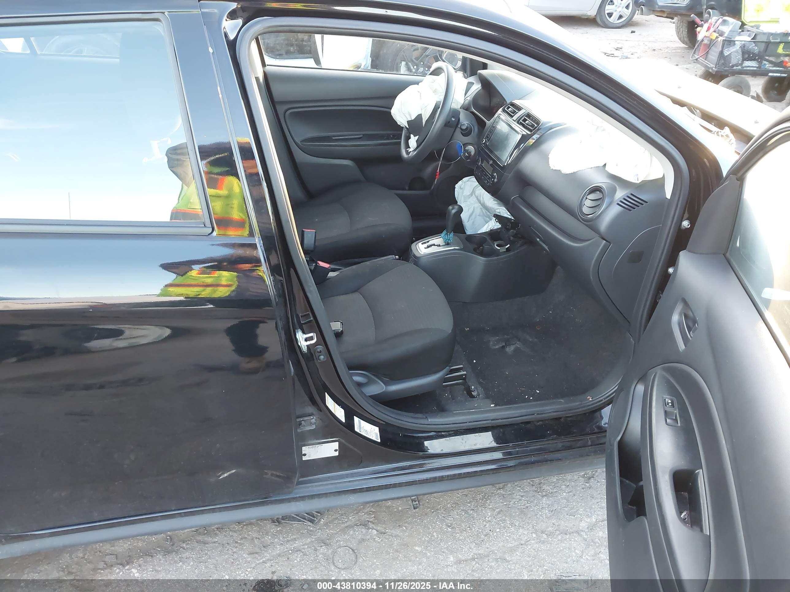 MITSUBISHI MIRAGE image 5