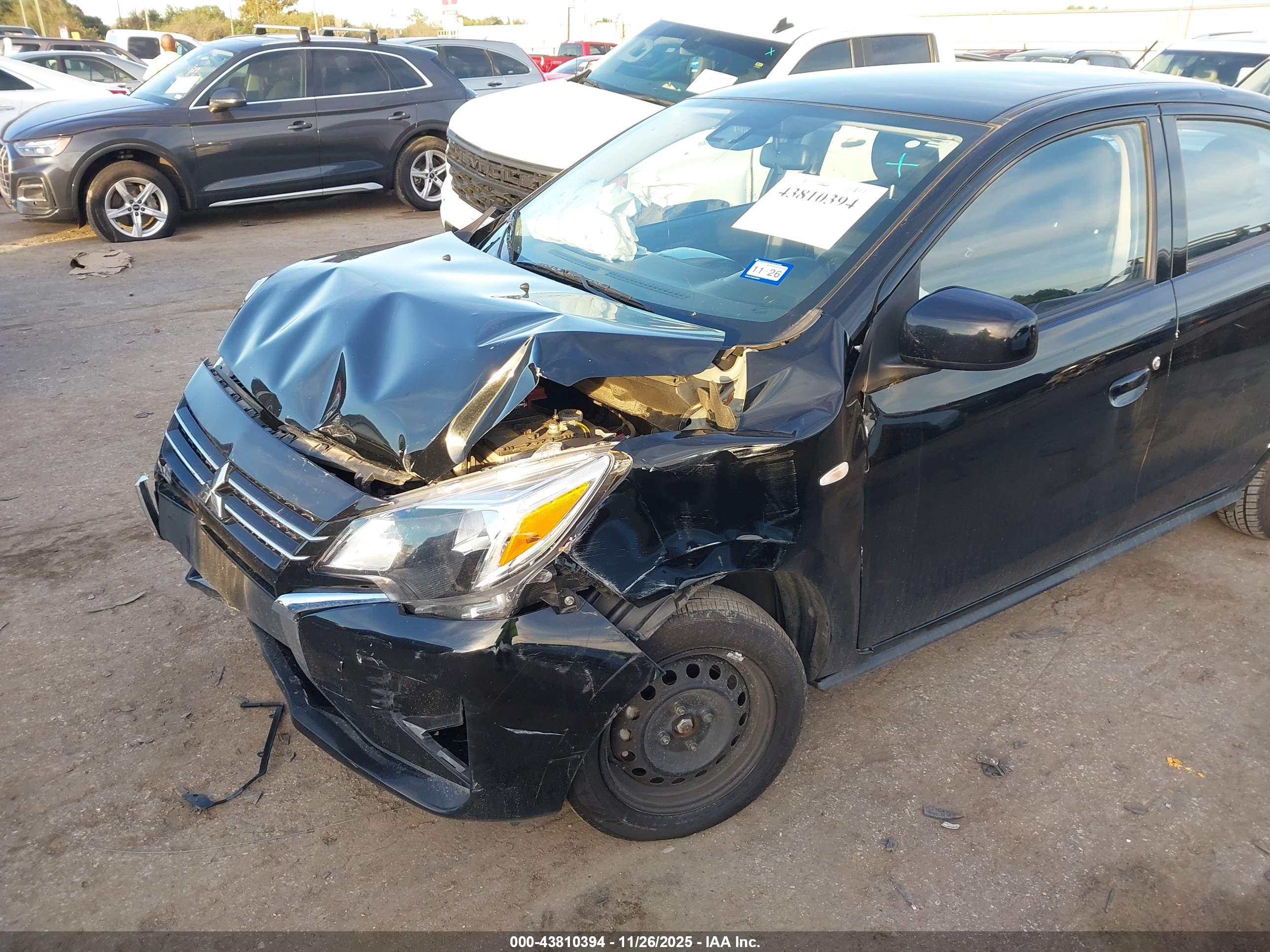 MITSUBISHI MIRAGE image 6