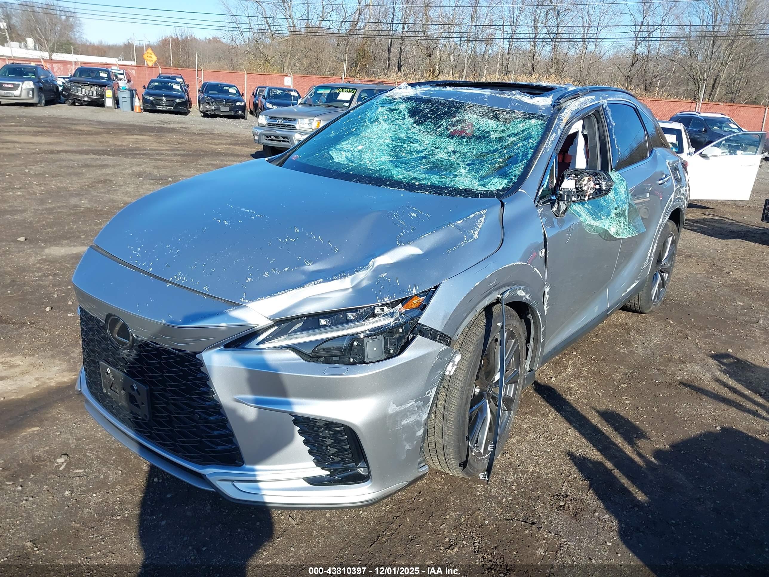 LEXUS RX image 6