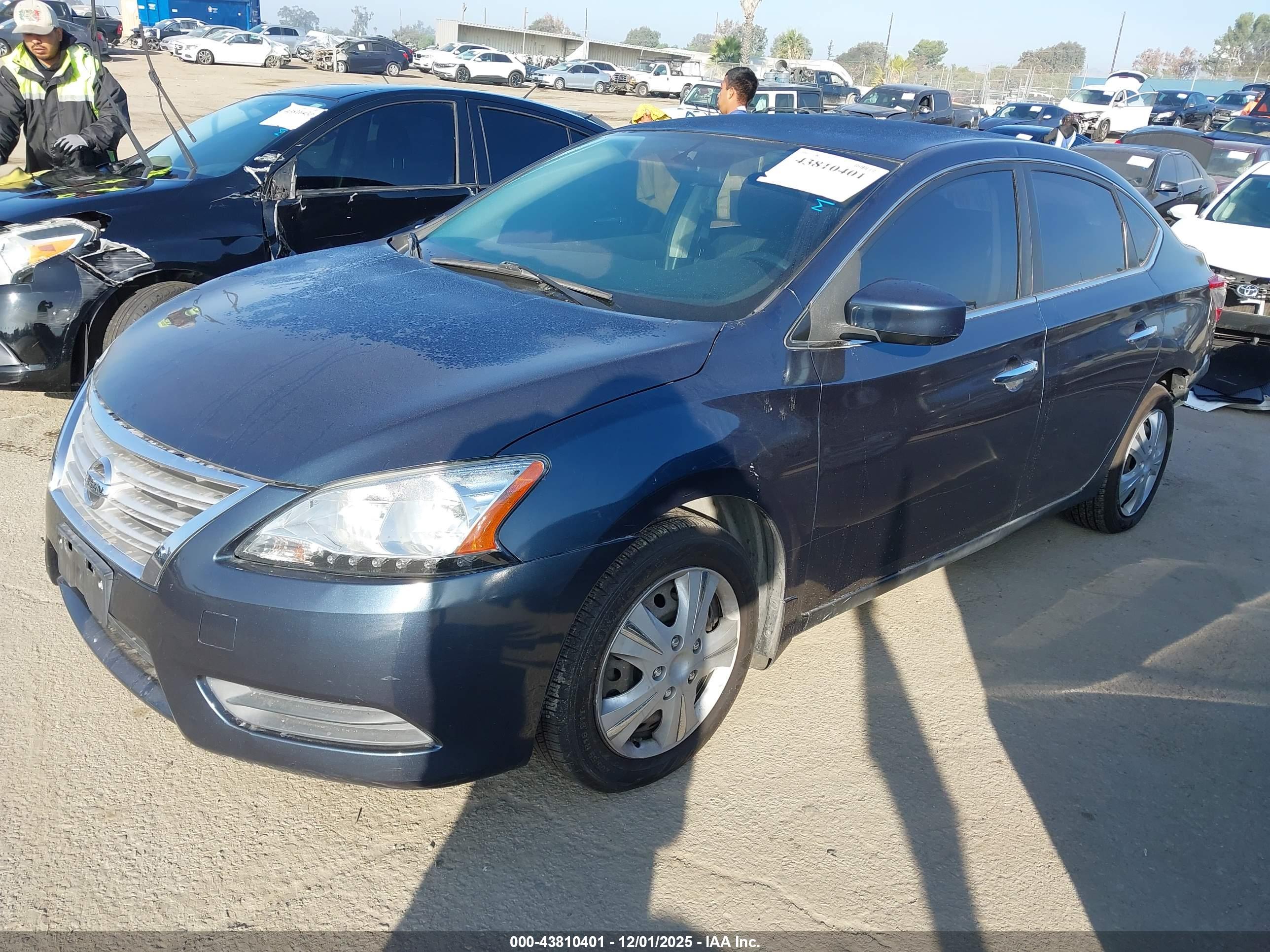 NISSAN SENTRA image 2