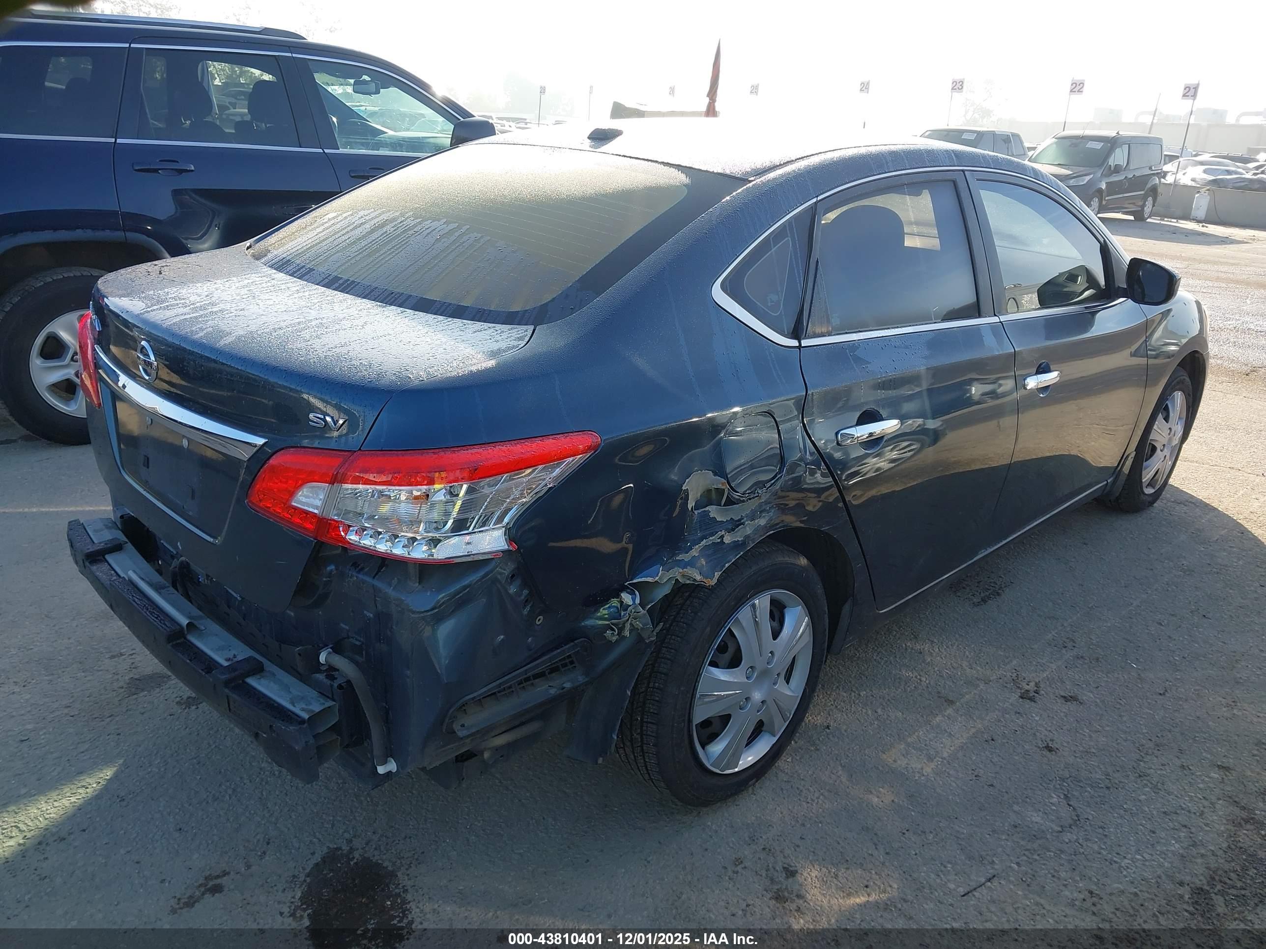 NISSAN SENTRA image 4