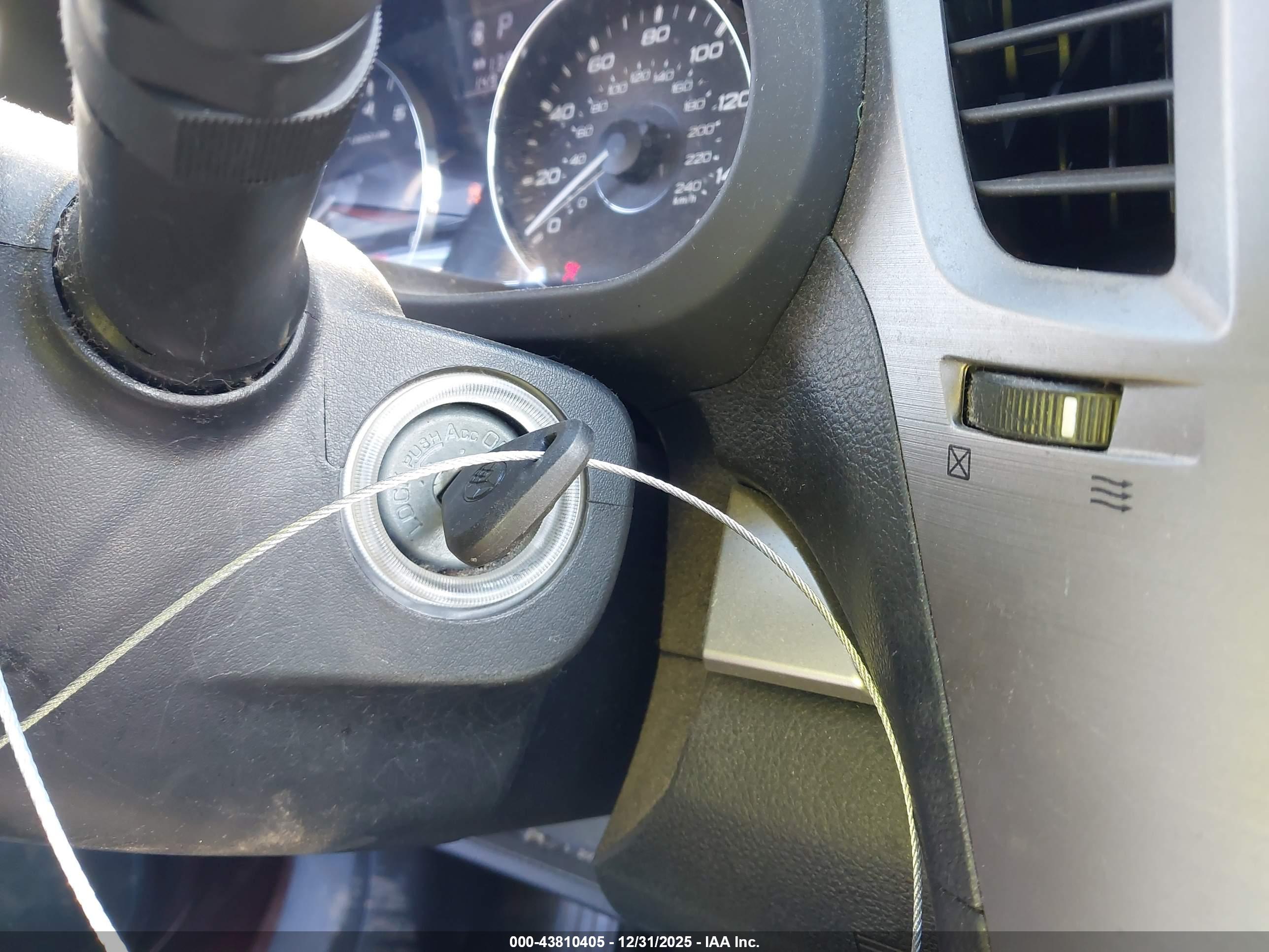 SUBARU OUTBACK image 11