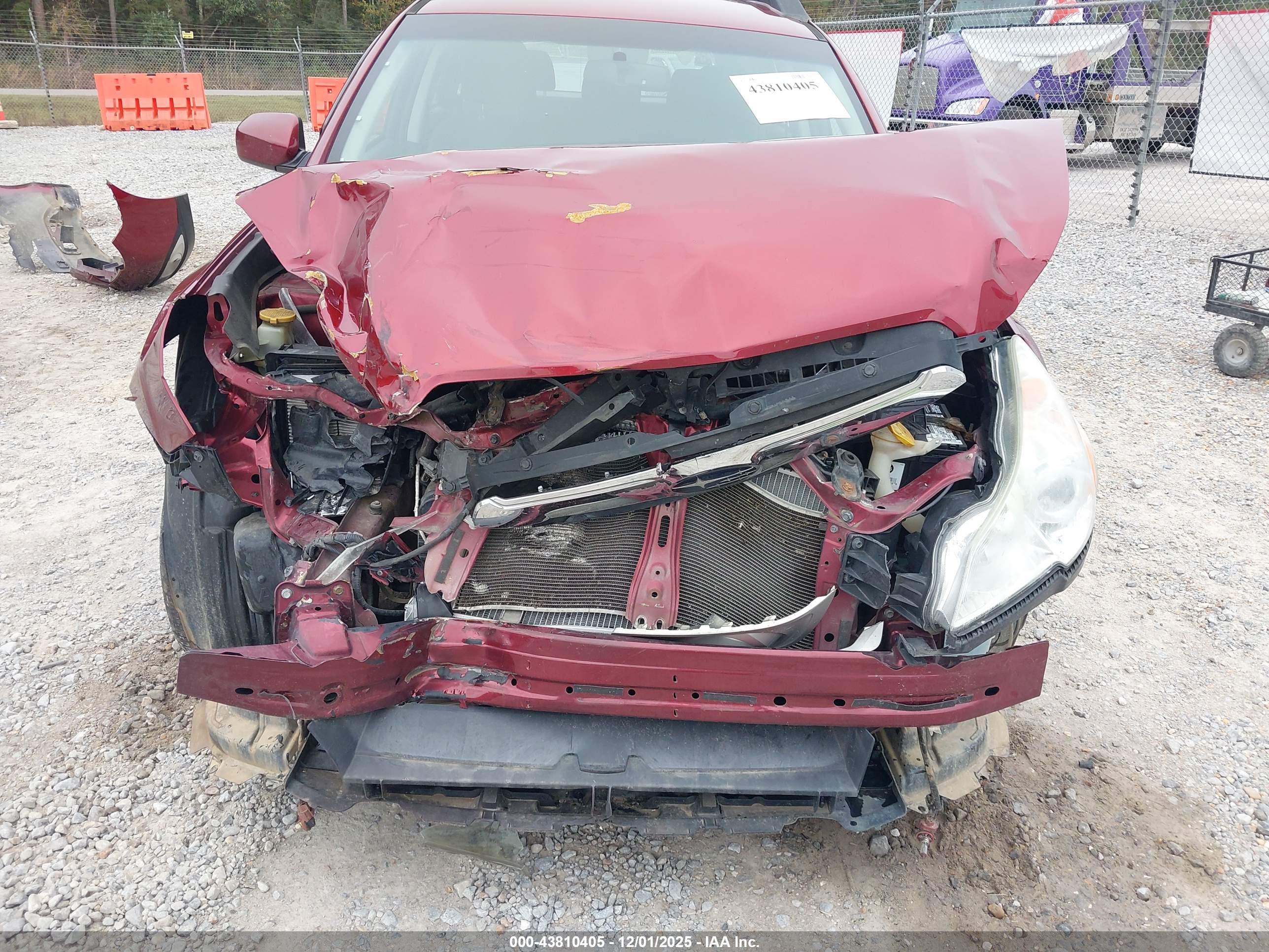 SUBARU OUTBACK image 6