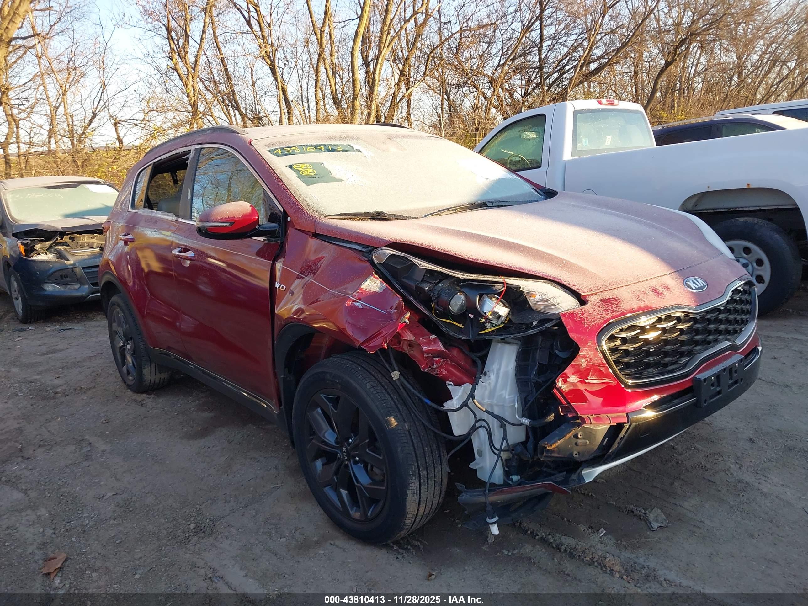 KIA SPORTAGE image 6