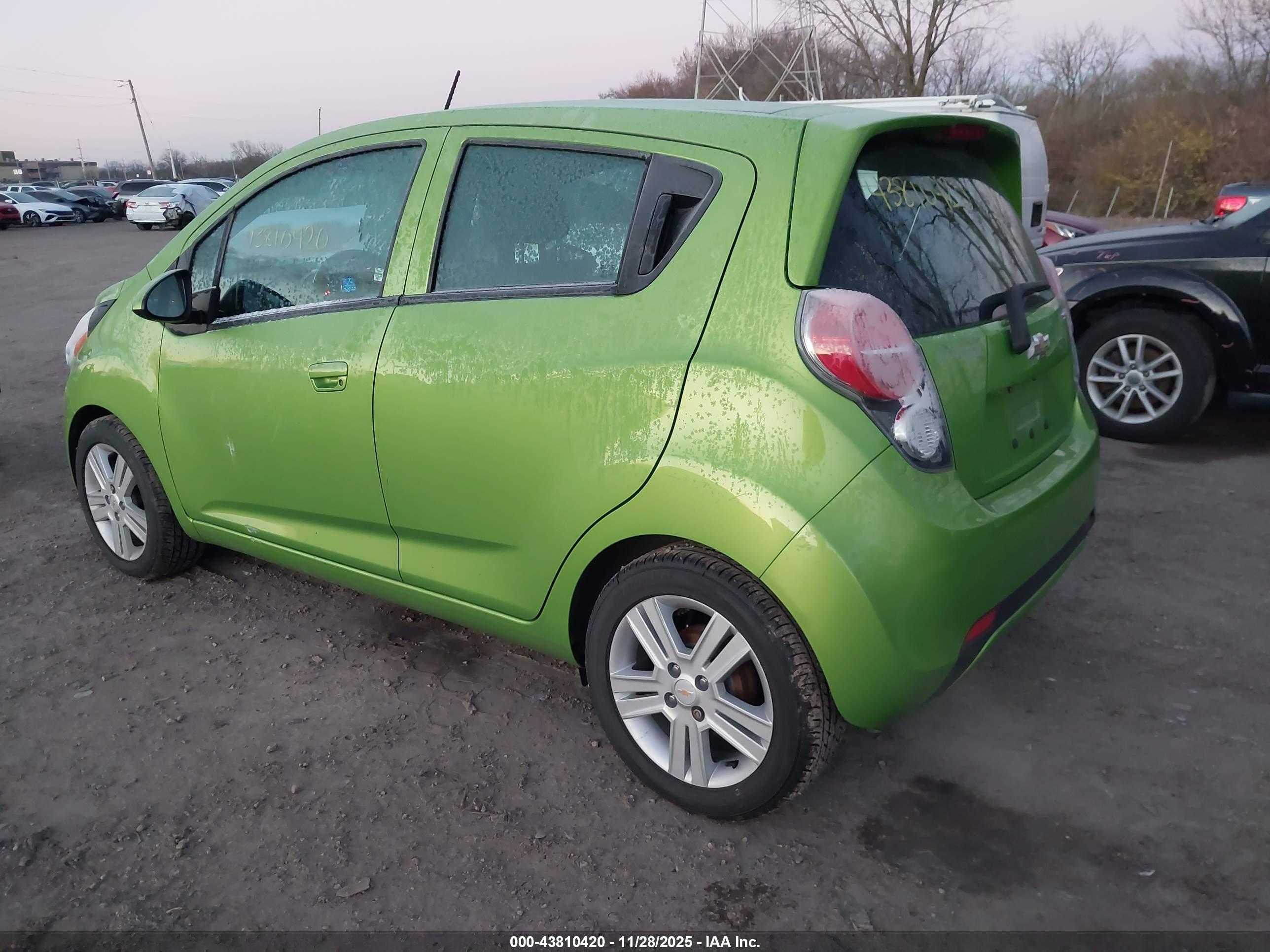 CHEVROLET SPARK image 3