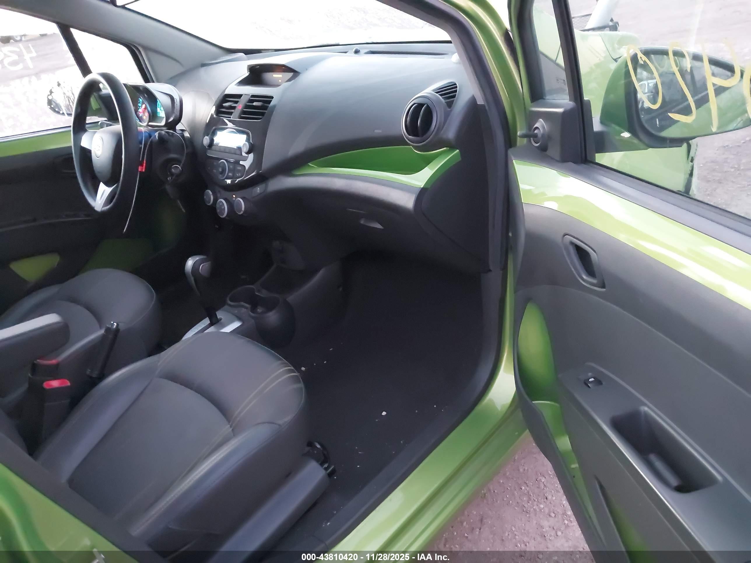CHEVROLET SPARK image 5