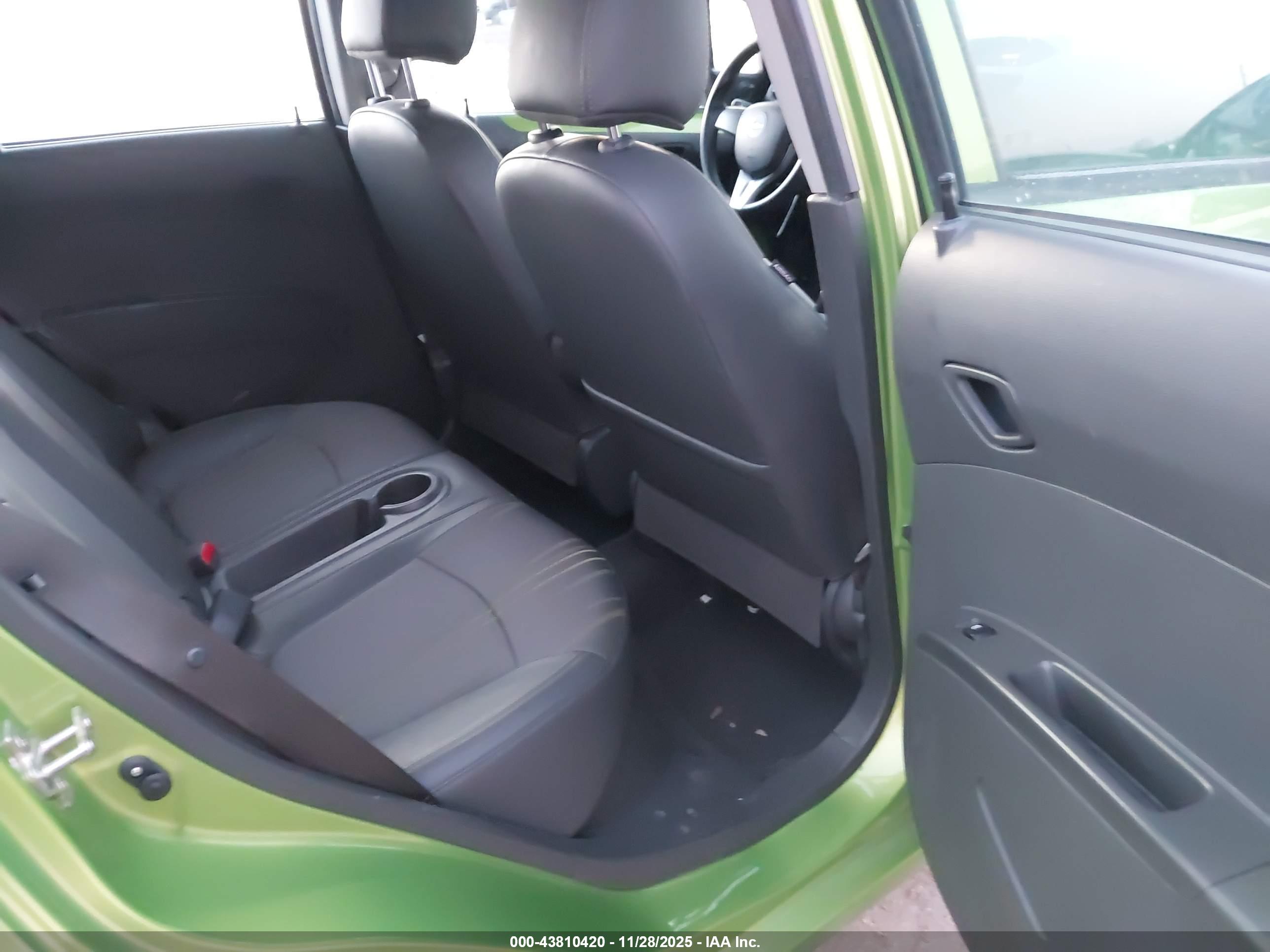 CHEVROLET SPARK image 8
