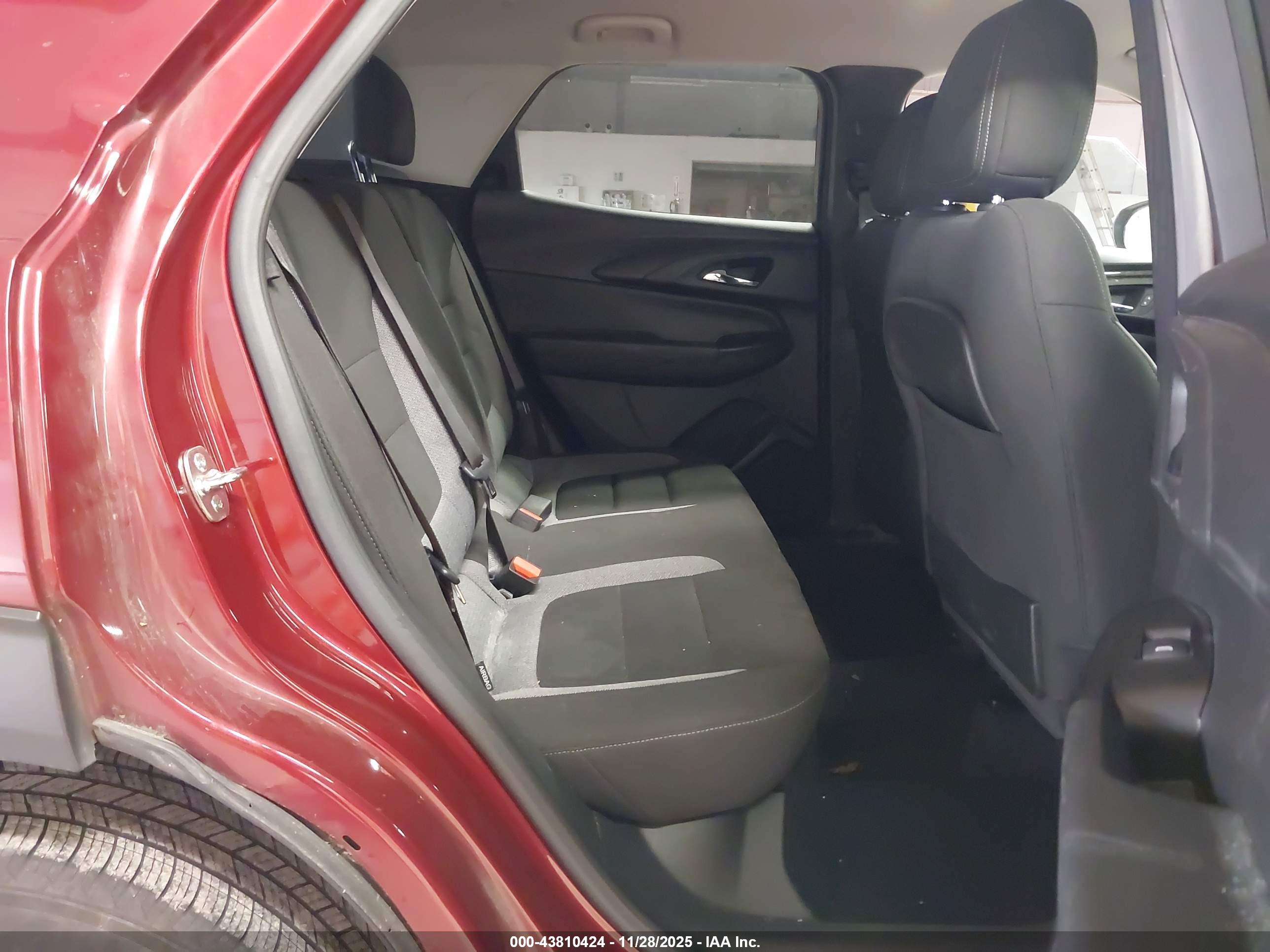 CHEVROLET TRAILBLAZER image 8