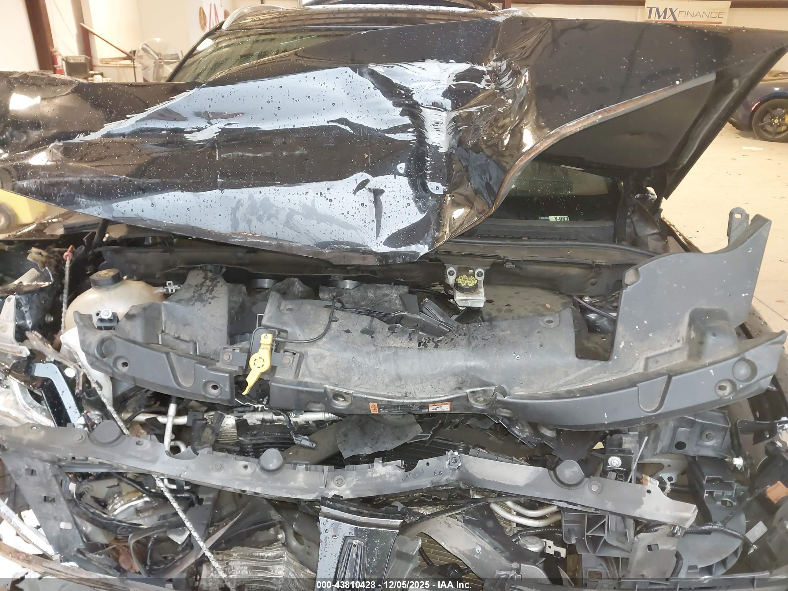 LINCOLN MKC image 10
