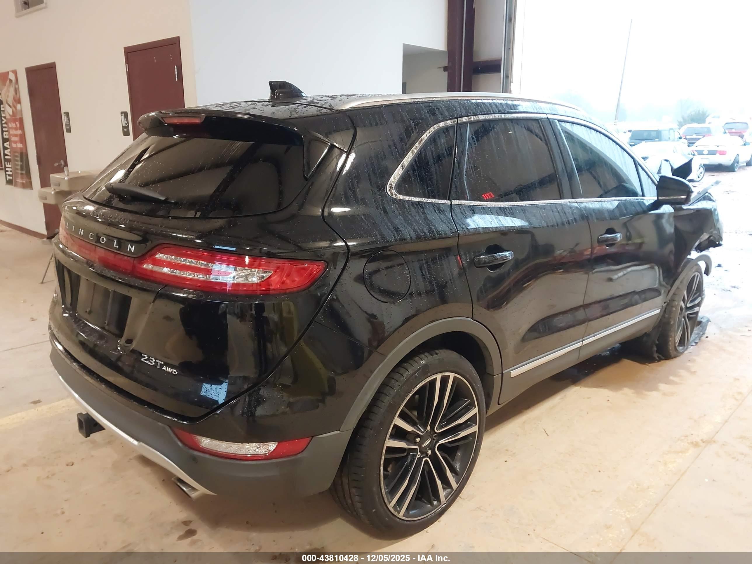 LINCOLN MKC image 4