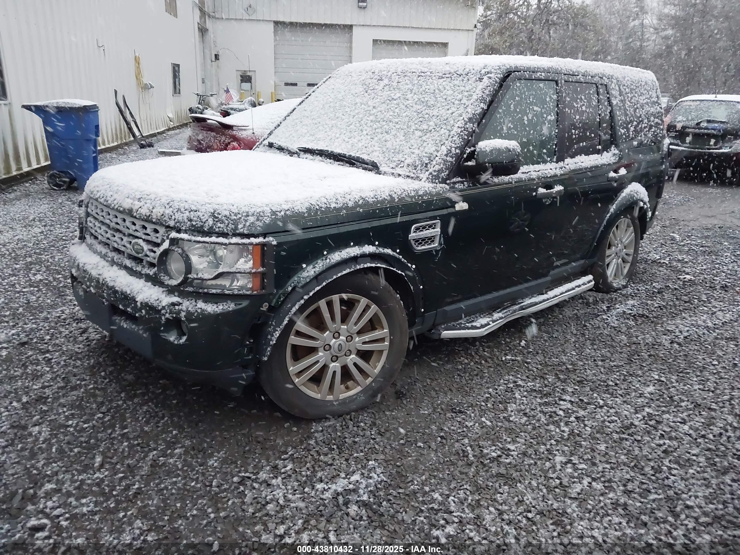 LAND ROVER image 2