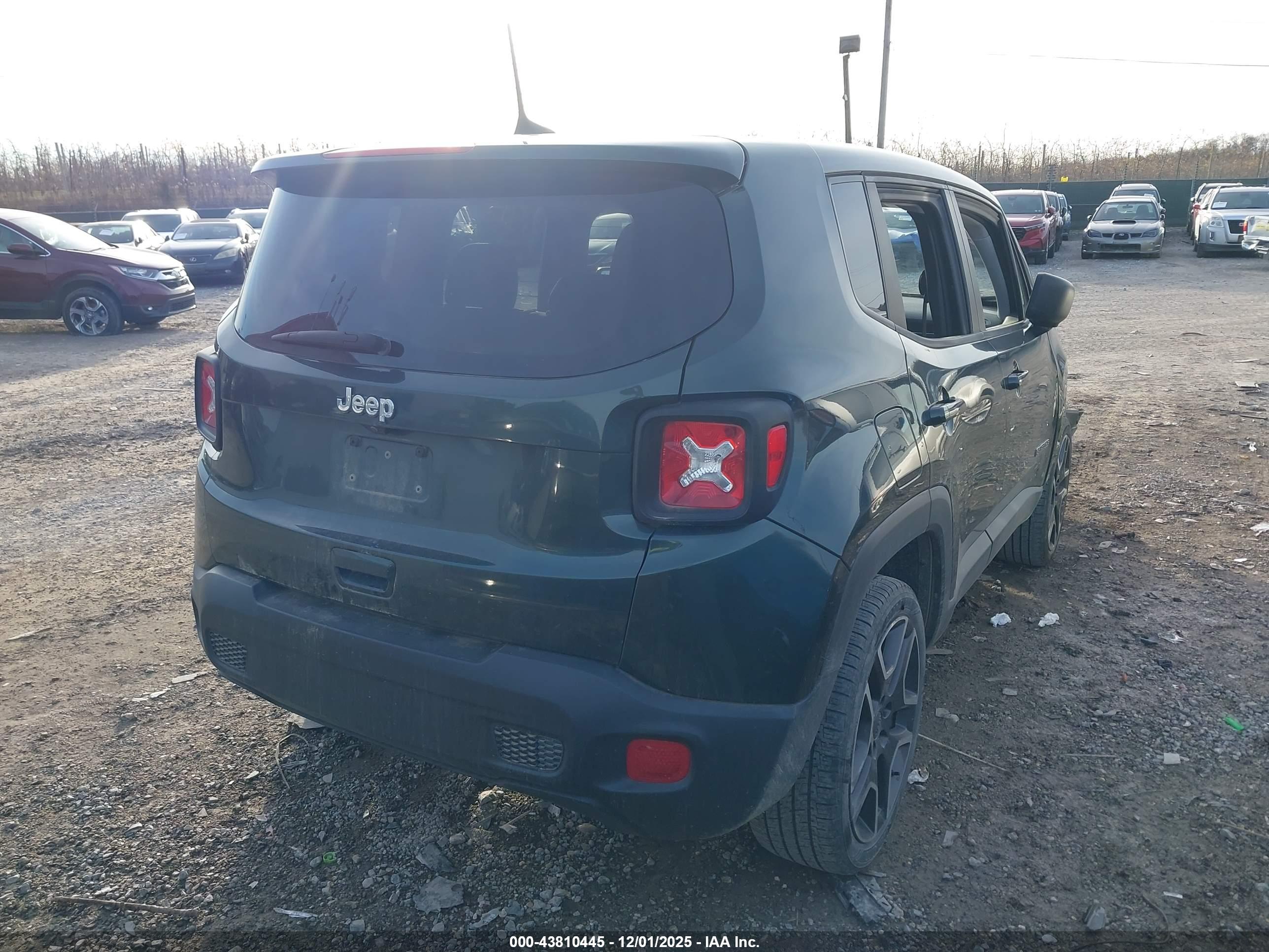 JEEP RENEGADE image 4