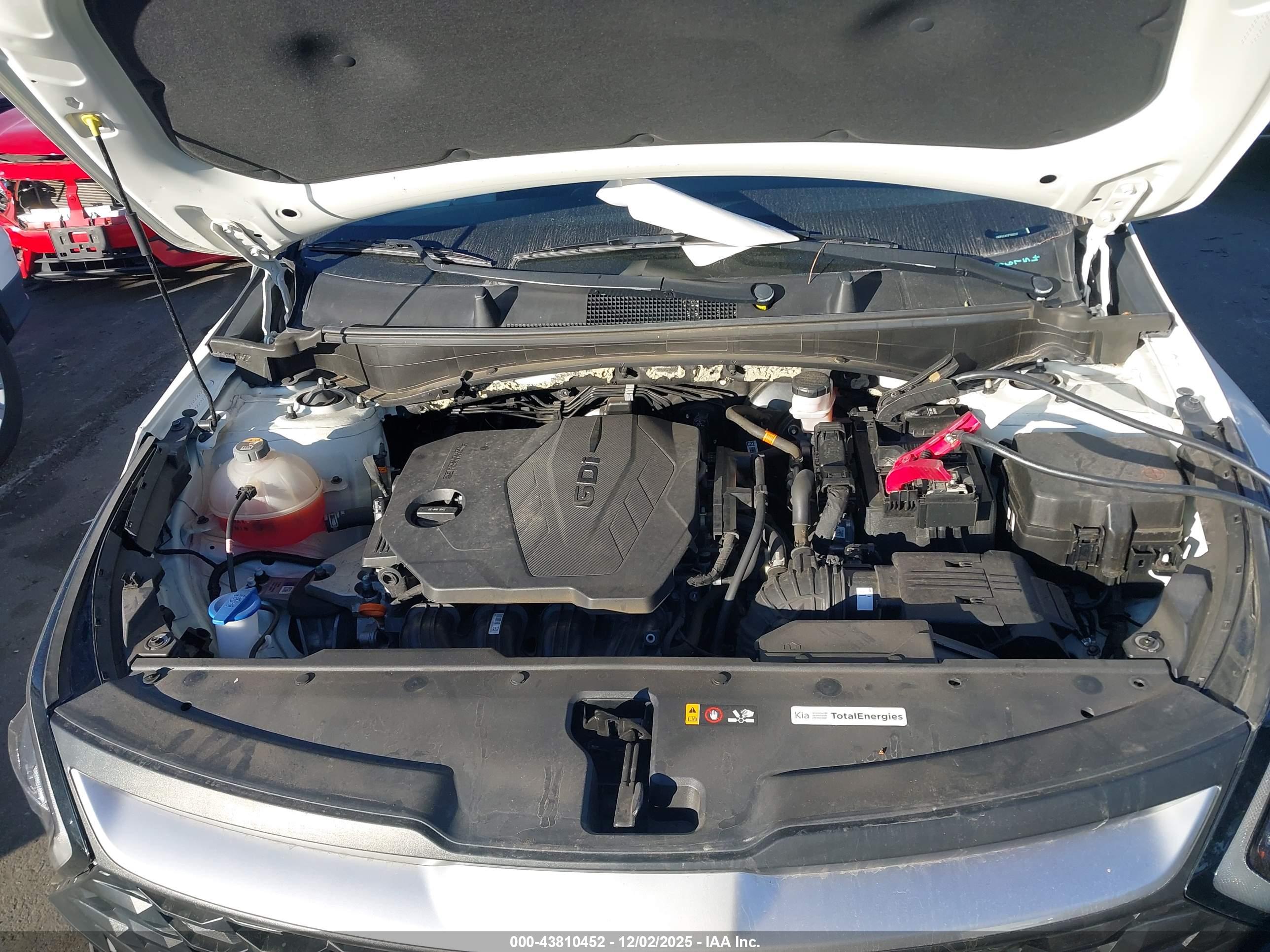 KIA SPORTAGE image 10
