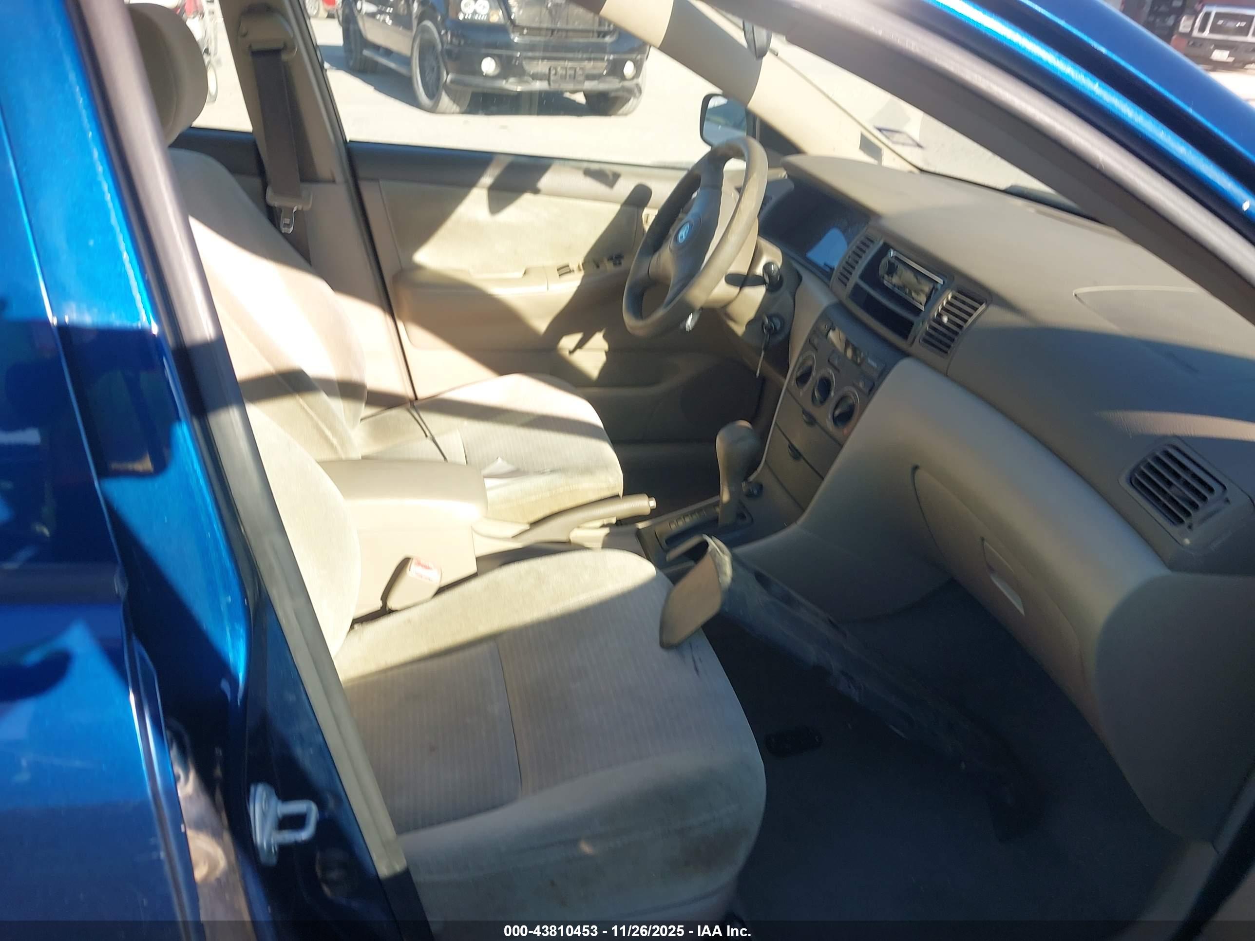 TOYOTA COROLLA image 5