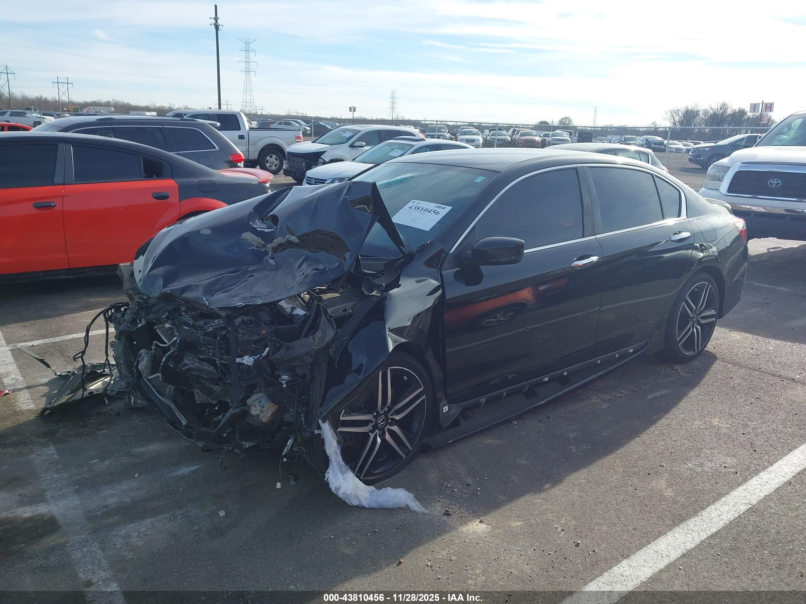 HONDA ACCORD image 2