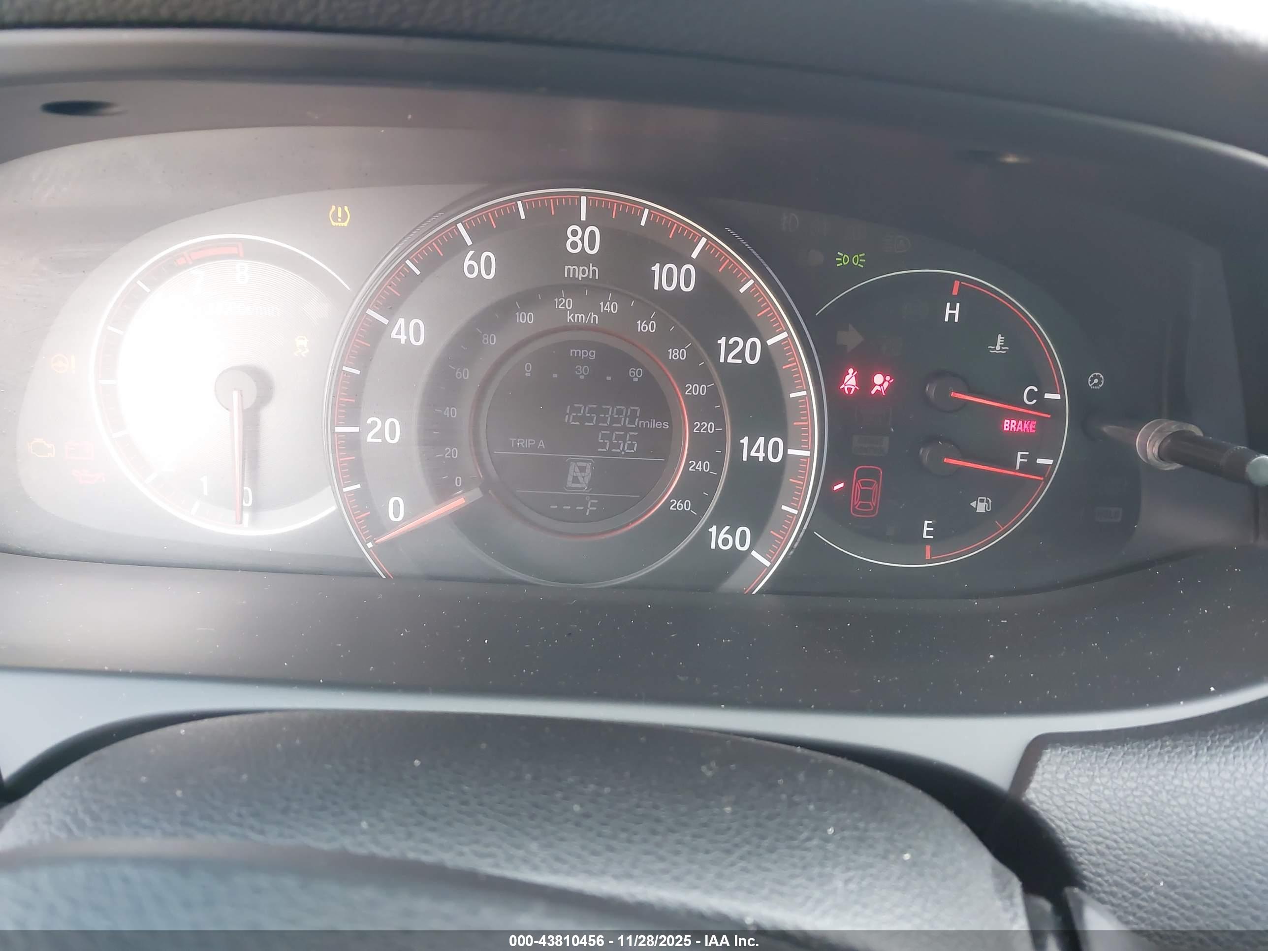 HONDA ACCORD image 7
